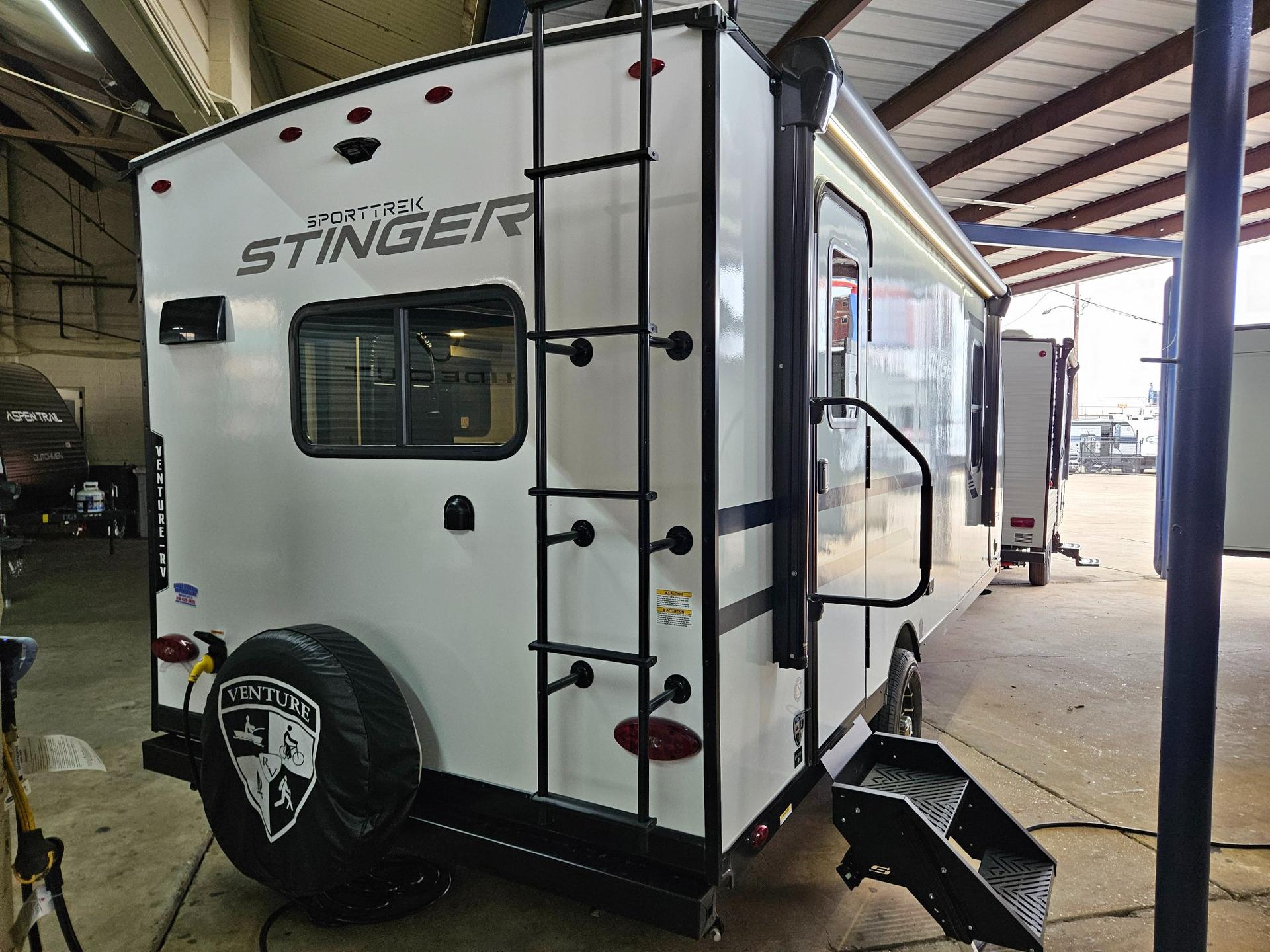 2026 Venture RV 2026 Venture RV SportTrek Stinger Lite - thumbnail 24