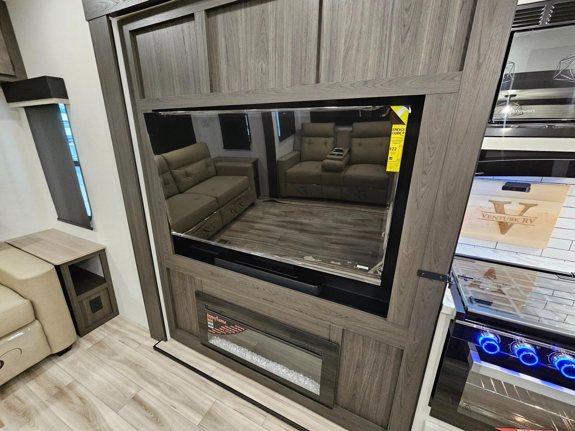 2026 Venture RV 2026 Venture RV SportTrek - thumbnail 9