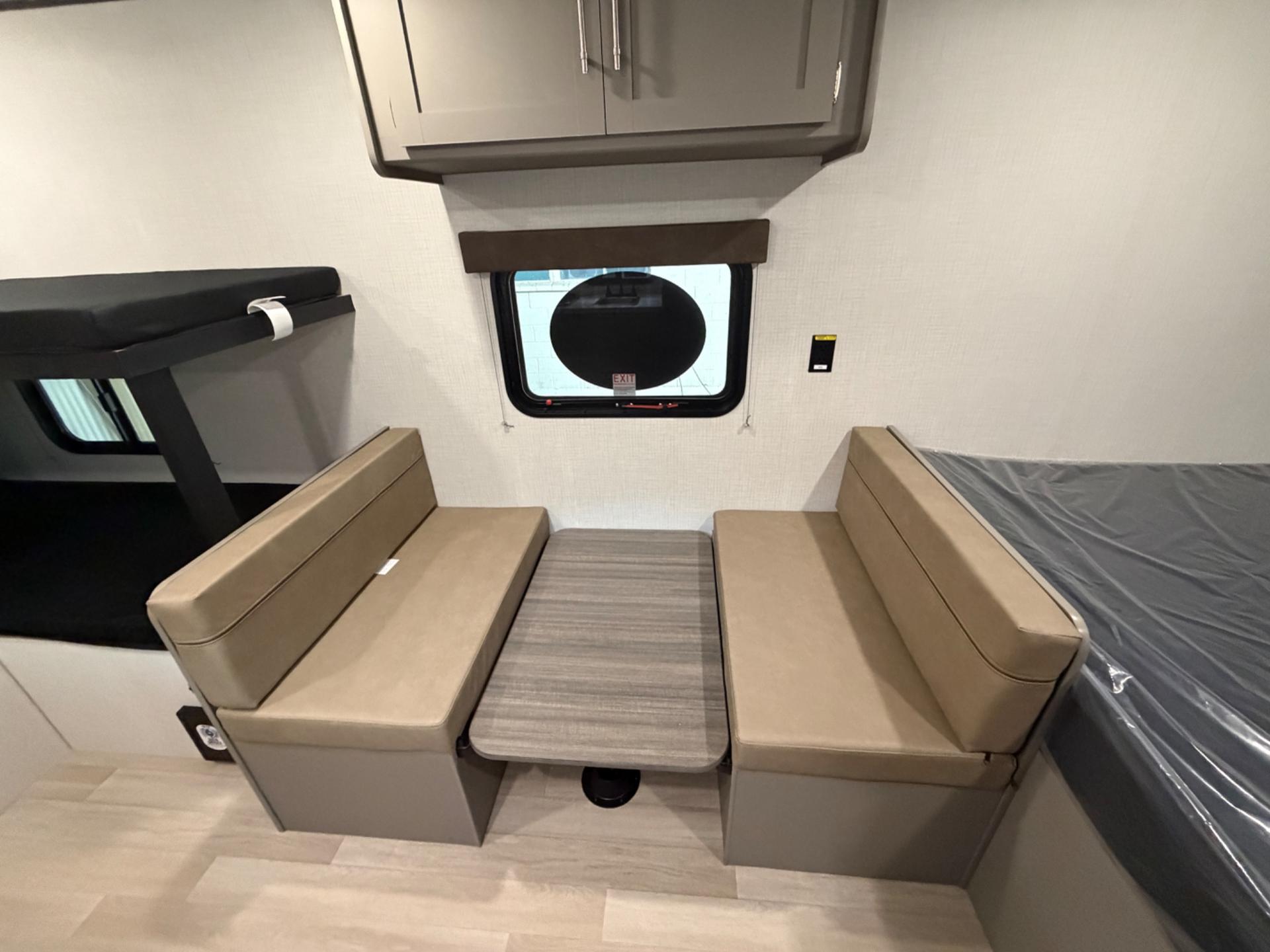2027 Keystone RV 2027 Keystone RV Hideout - thumbnail 10