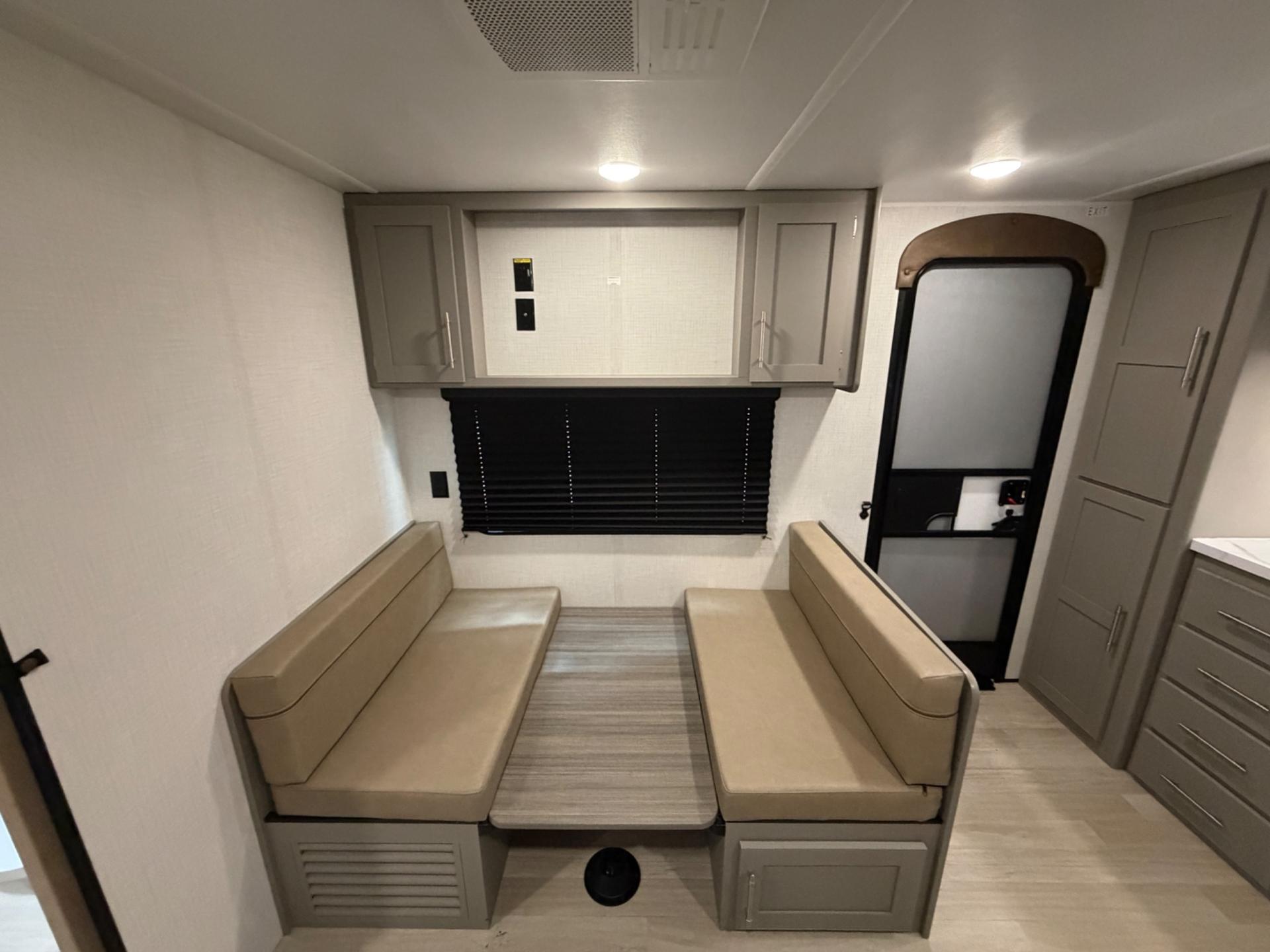 2027 Keystone RV 2027 Keystone RV Hideout - thumbnail 16
