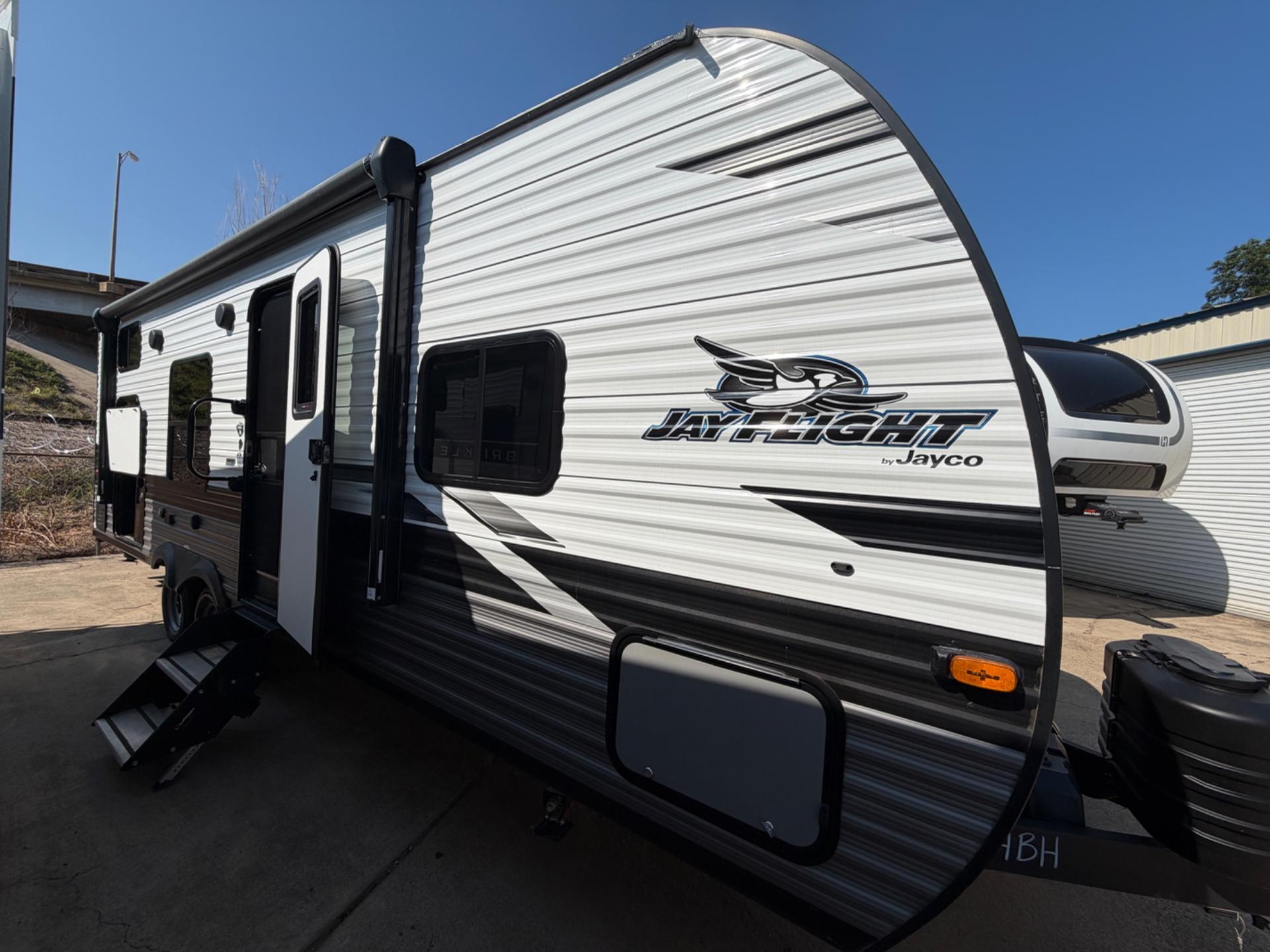 2023 Jayco 2023 Jayco Jay Flight - thumbnail 3