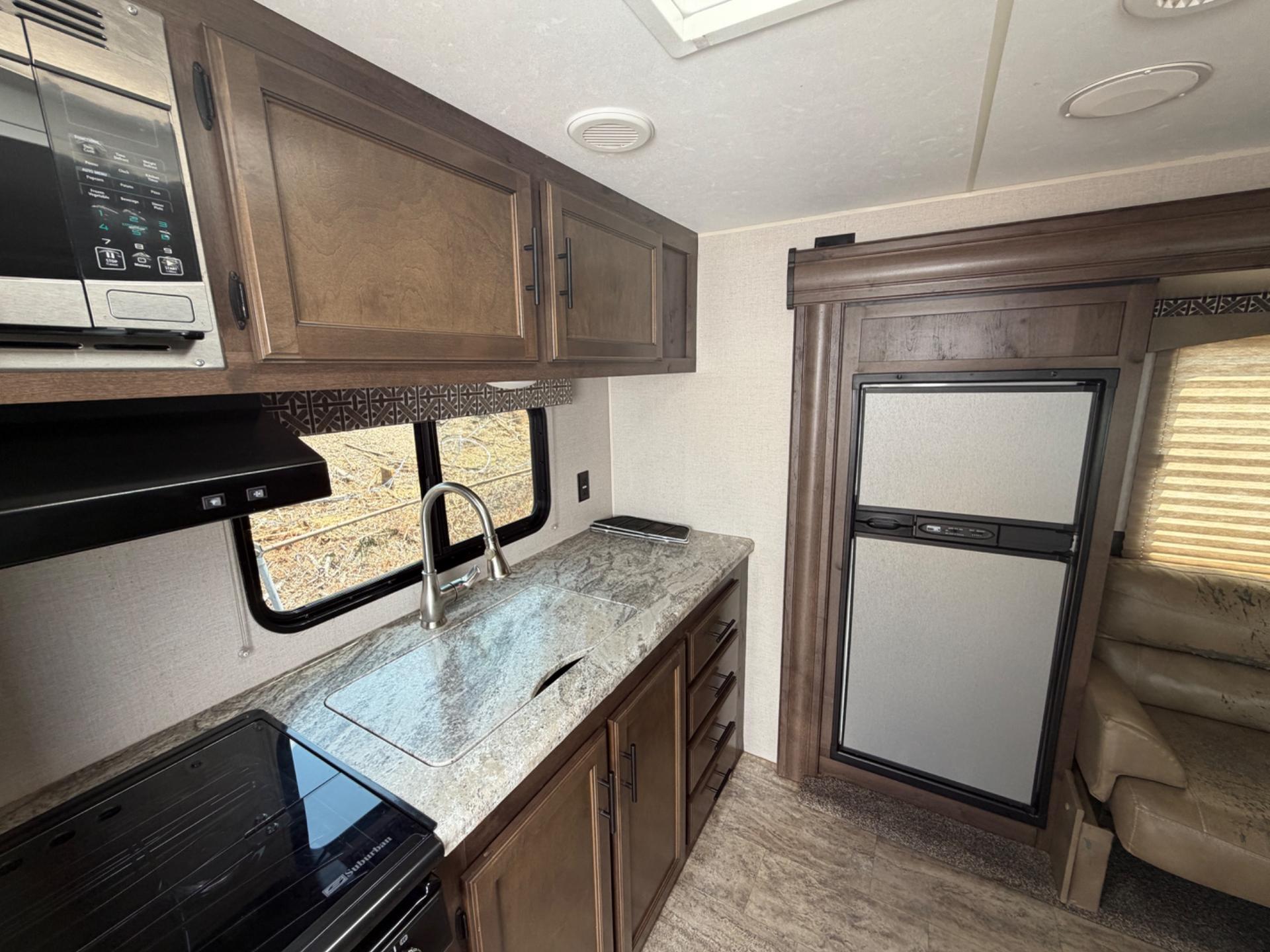 2018 K-Z 2018 K-Z KZ RV - thumbnail 6