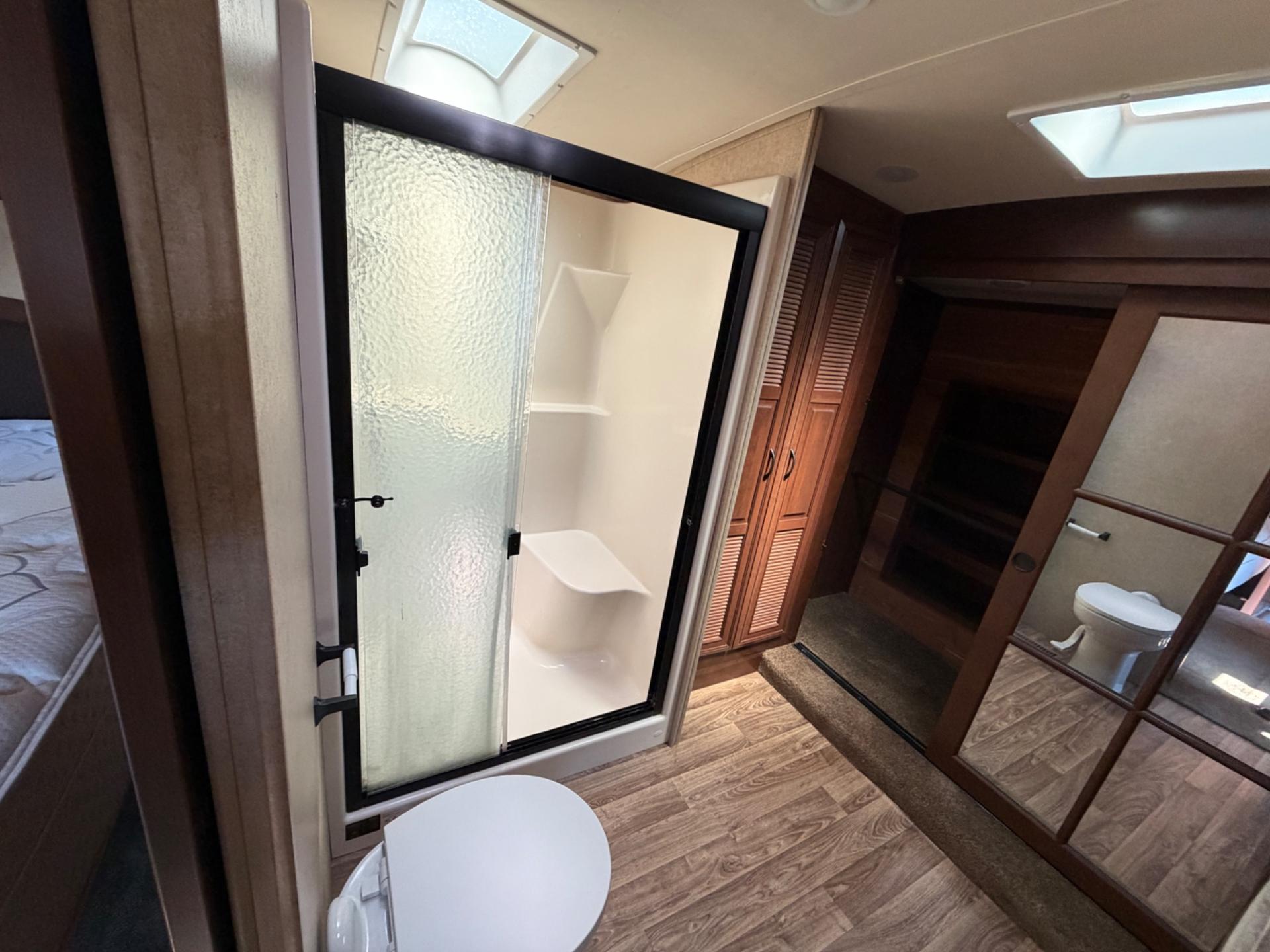 2015 Jayco 2015 Jayco Pinnacle - thumbnail 18