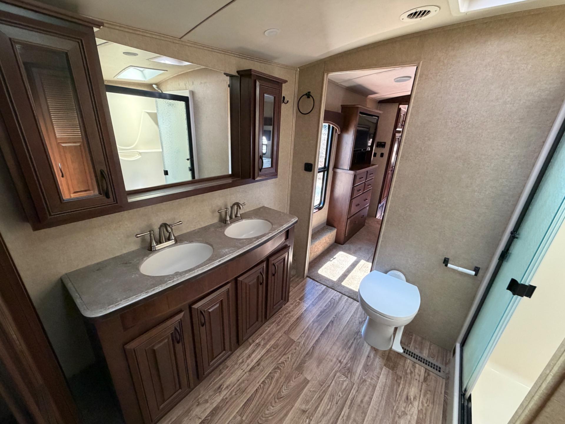 2015 Jayco 2015 Jayco Pinnacle - thumbnail 20