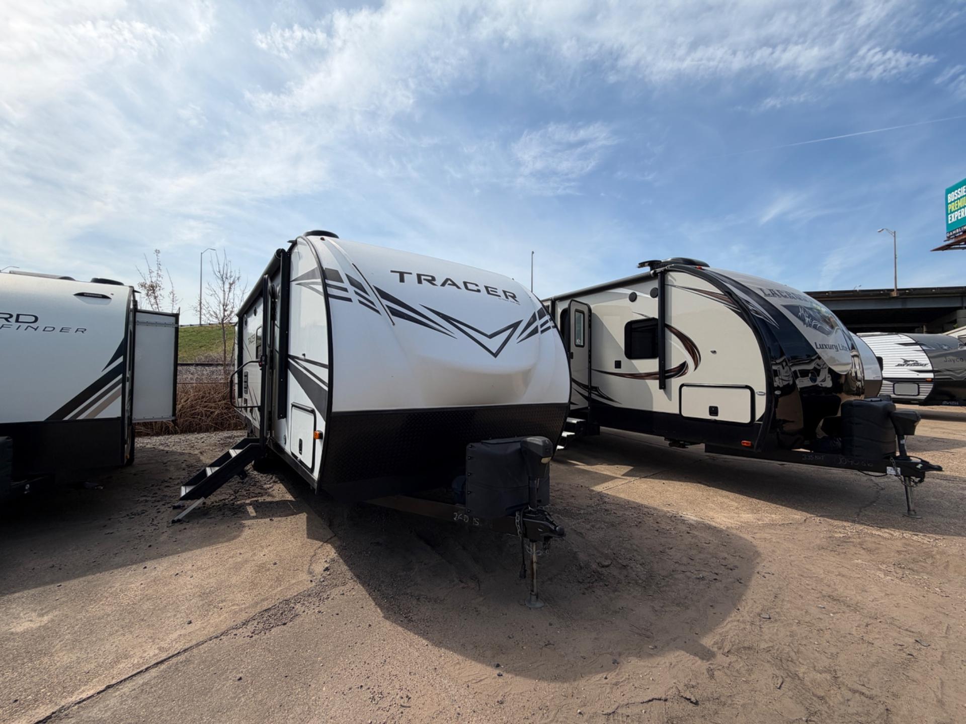 2019 Prime Time Tracer 274BH