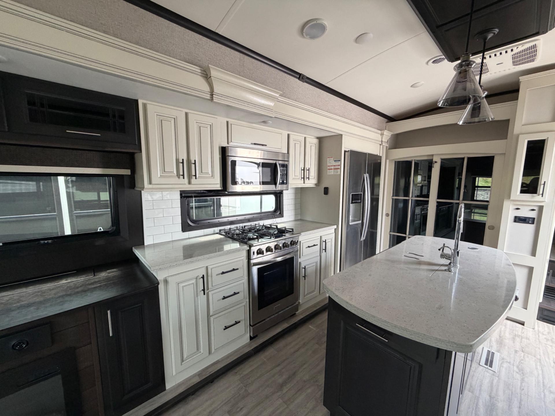 2021 Jayco 2021 Jayco Pinnacle - thumbnail 10