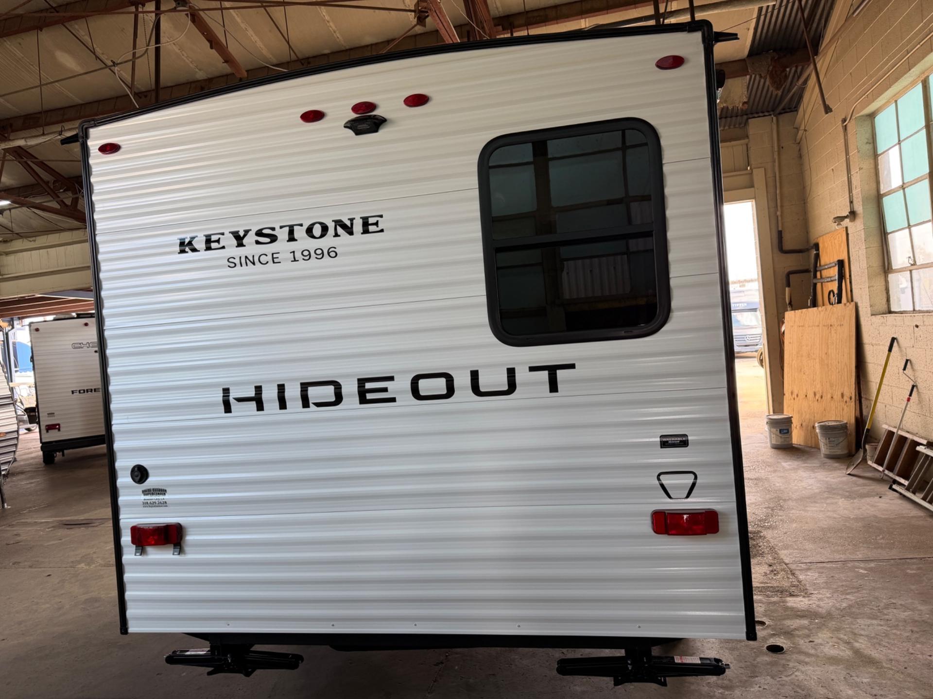 2027 Keystone 2027 Keystone Hideout Mini - thumbnail 4