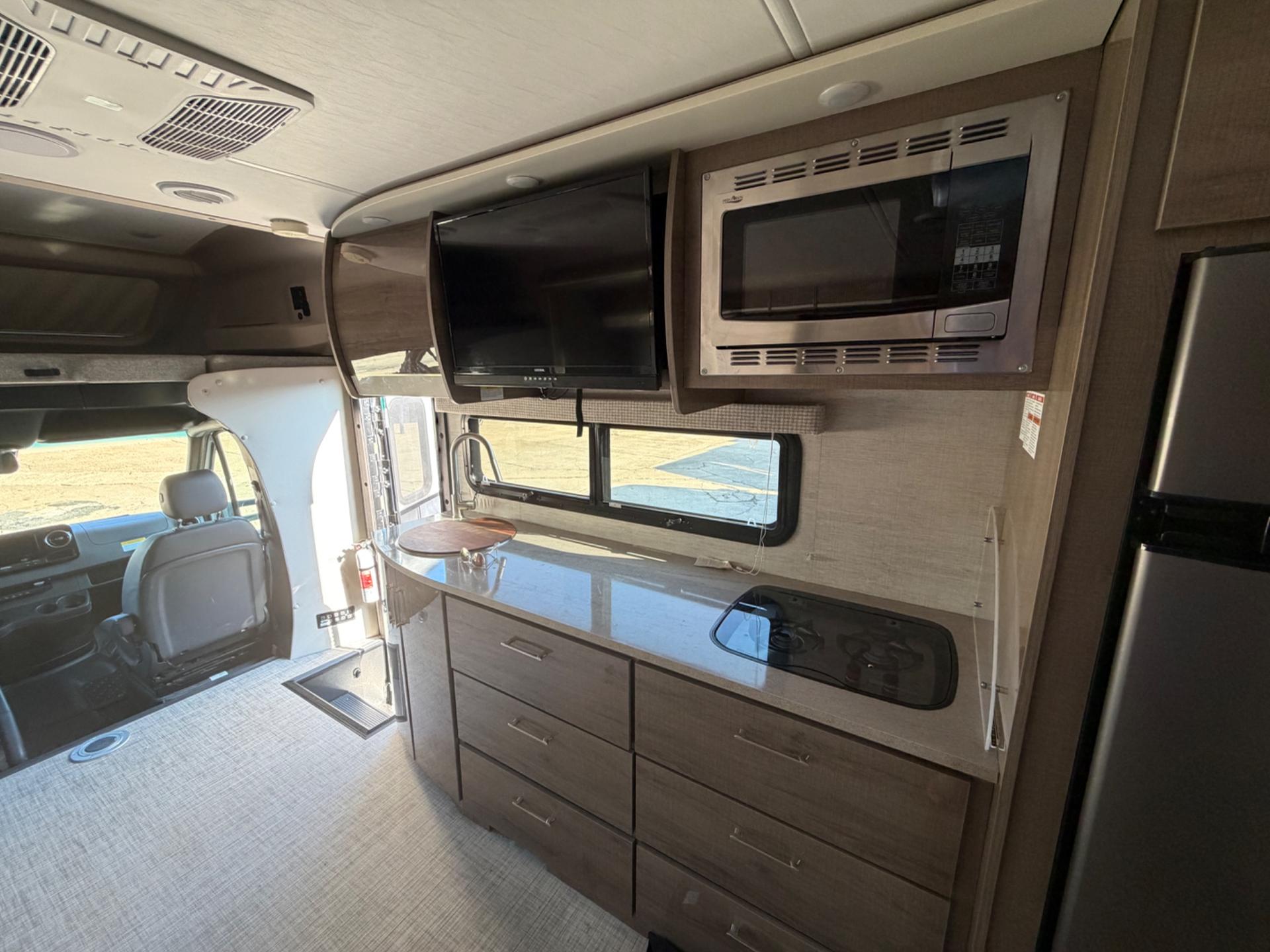 2022 Entegra Coach 2022 Entegra Coach Qwest 24R - thumbnail 11