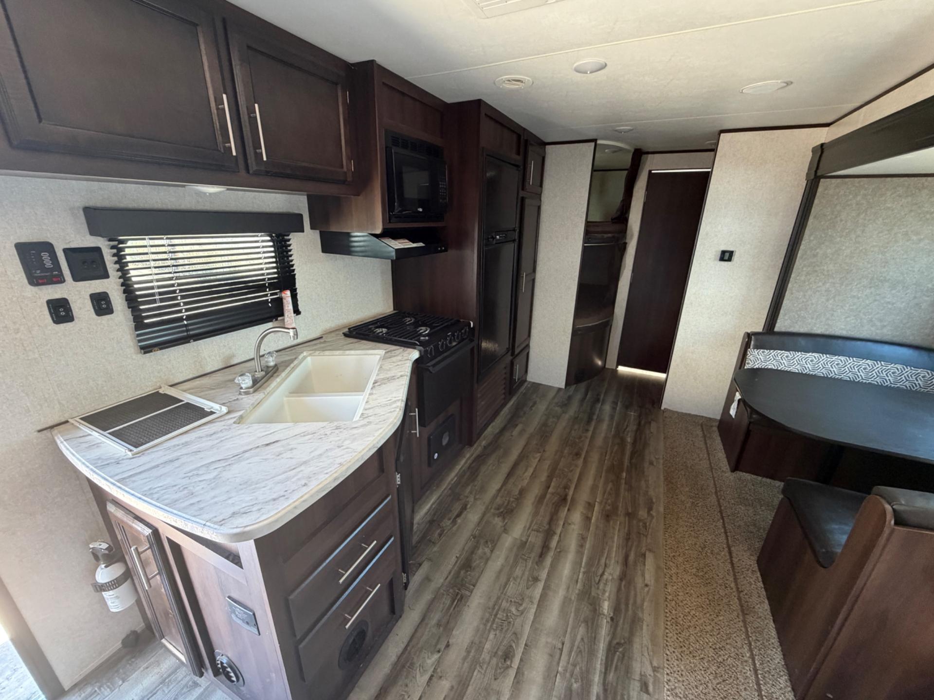 2020 Jayco 2020 Jayco Jay Flight SLX - thumbnail 4