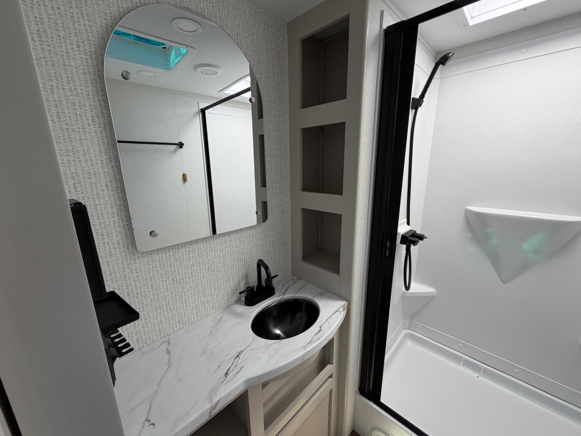 2027 Grand Design 2027 Grand Design Imagine XLS - thumbnail 10