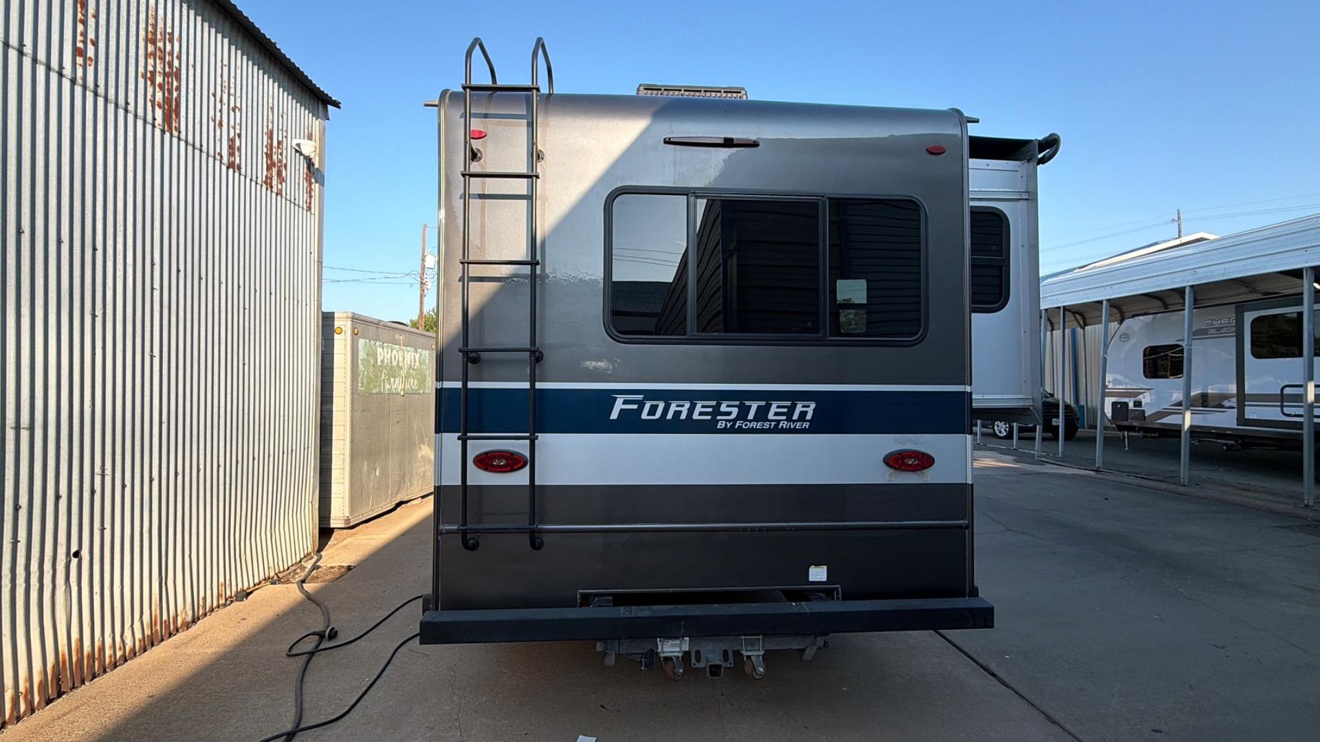 2020 FOREST RIVER 2020 FOREST RIVER FORESTER - thumbnail 4