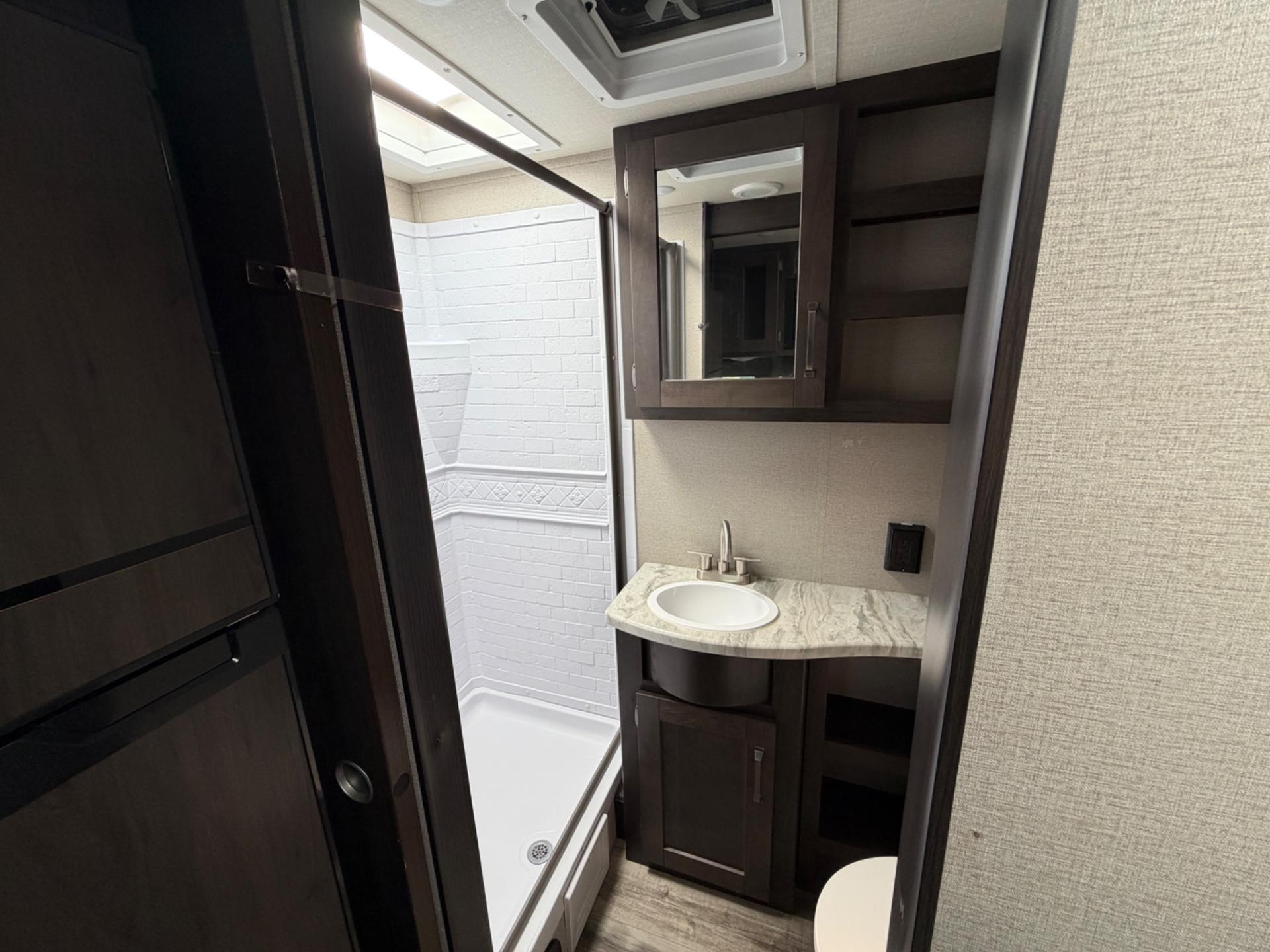 2022 Grand Design 2022 Grand Design Transcend Xplor - thumbnail 10
