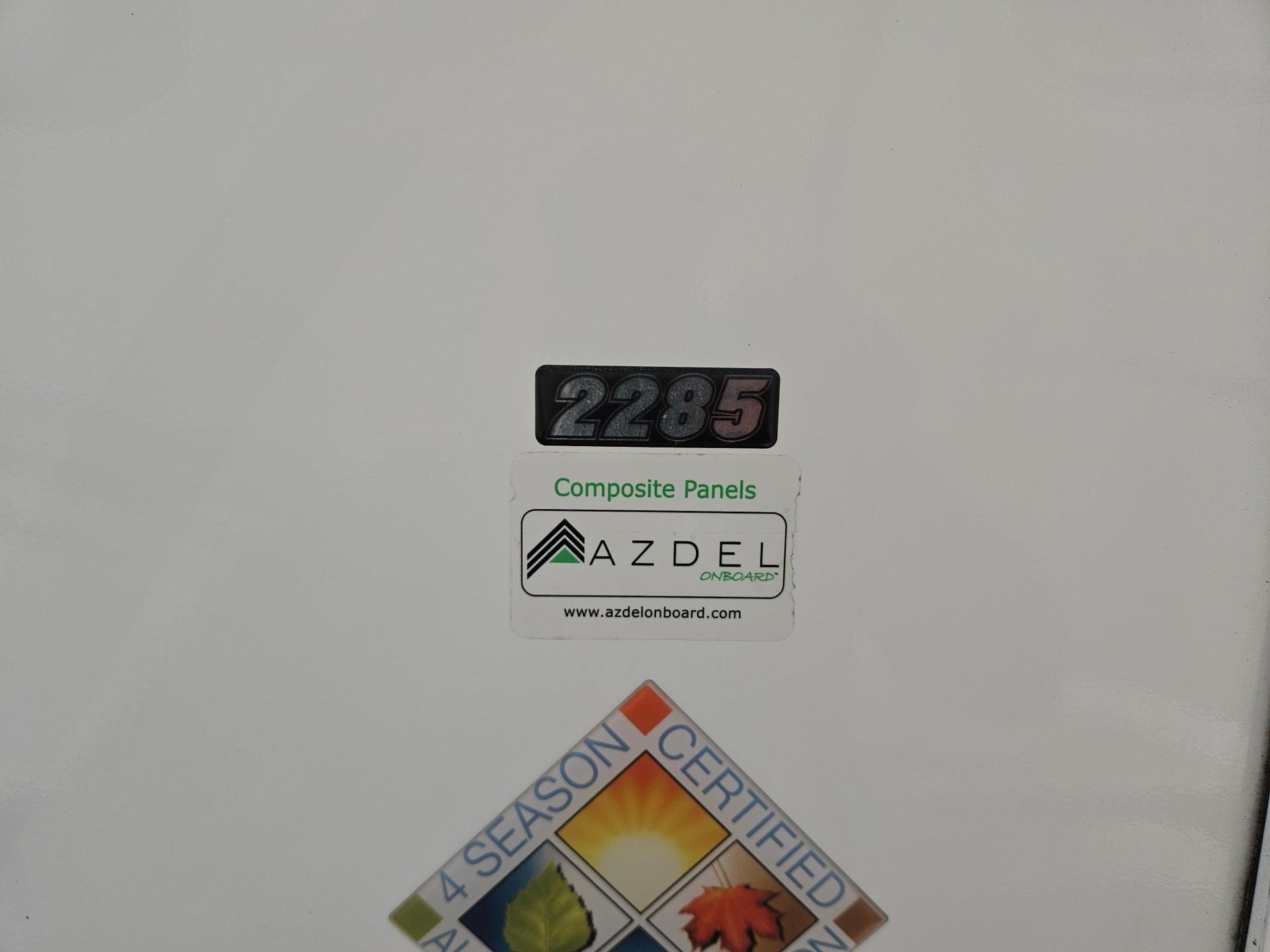 2018 Lance  2018 Lance  Travel Trailer - thumbnail 25