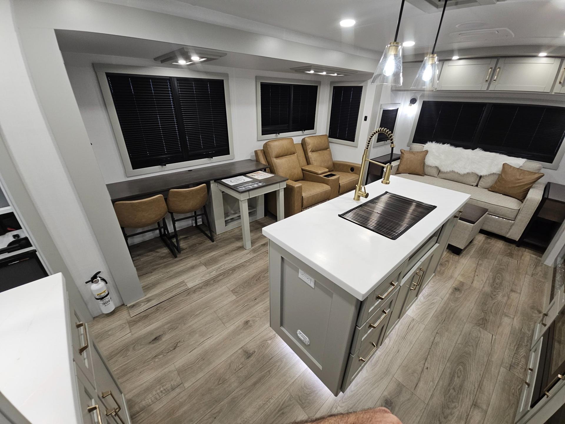 2026 Brinkley RV 2026 Brinkley RV Model Z Air - thumbnail 7