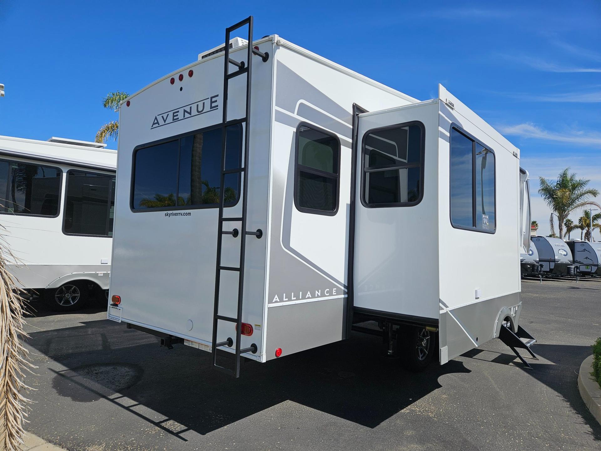 2026 Alliance RV 2026 Alliance RV Avenue - thumbnail 3