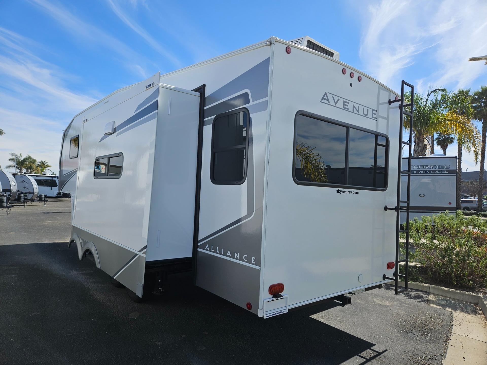 2026 Alliance RV 2026 Alliance RV Avenue - thumbnail 4