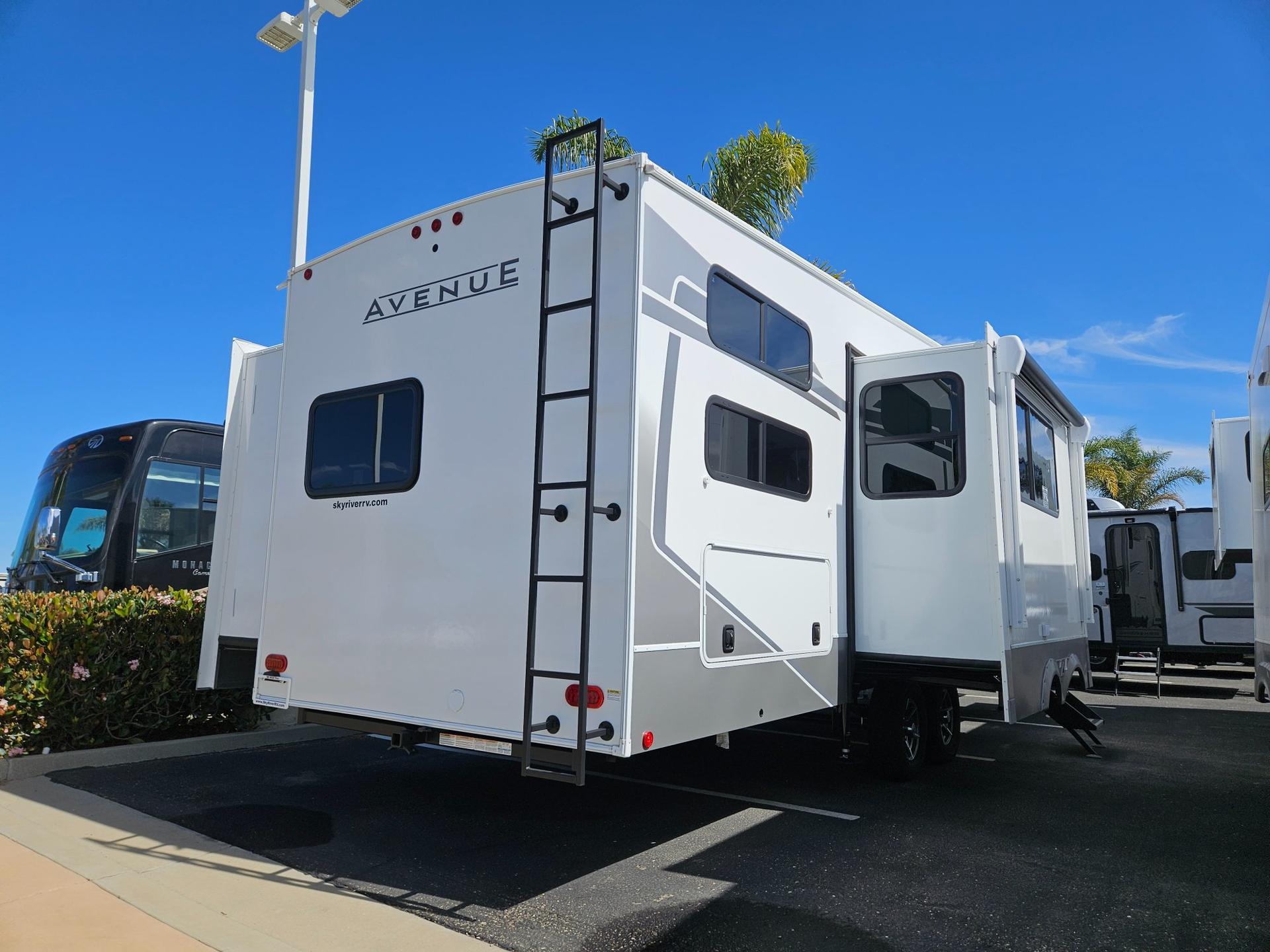 2026 Alliance RV 2026 Alliance RV Avenue - thumbnail 3