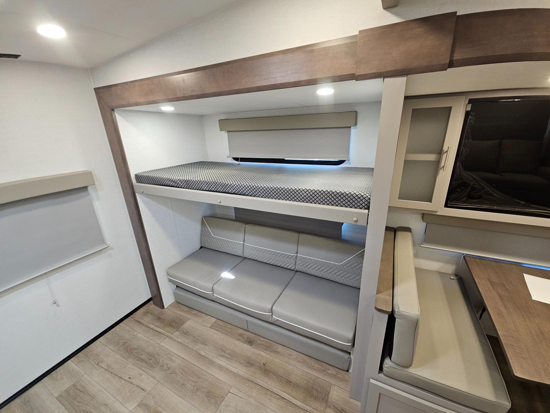 2026 Alliance RV 2026 Alliance RV Avenue - thumbnail 19