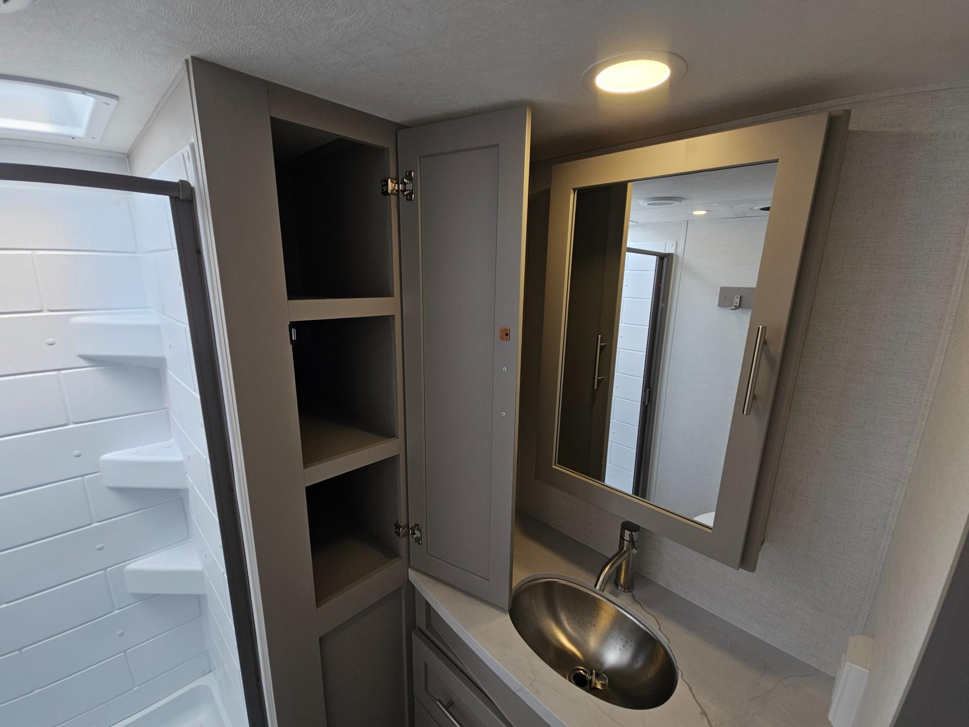 2026 Alliance RV 2026 Alliance RV Avenue - thumbnail 25