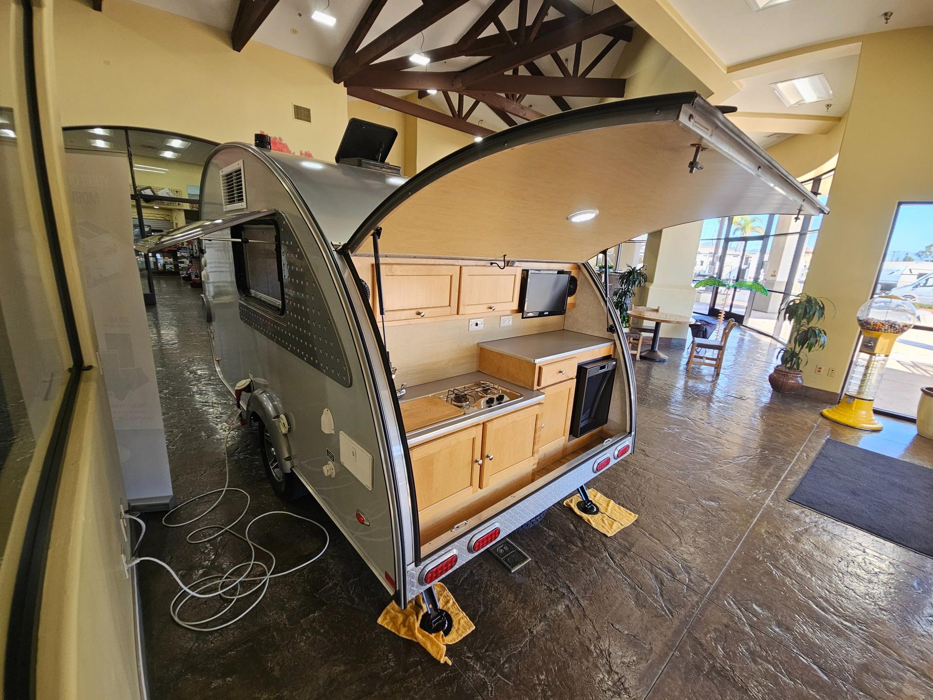 2018 nuCamp 2018 nuCamp T@B 360 - thumbnail 3