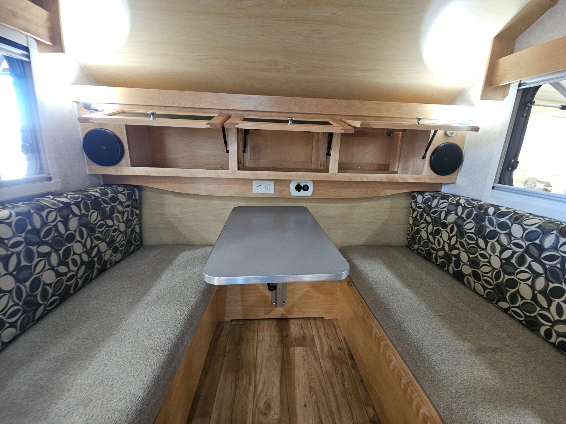 2018 nuCamp 2018 nuCamp T@B 360 - thumbnail 7