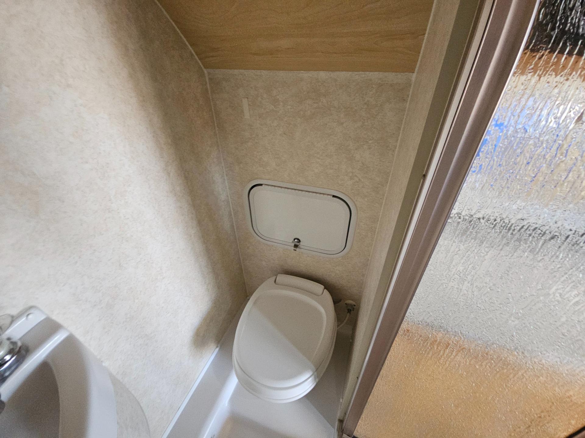 2018 nuCamp 2018 nuCamp T@B 360 - thumbnail 14