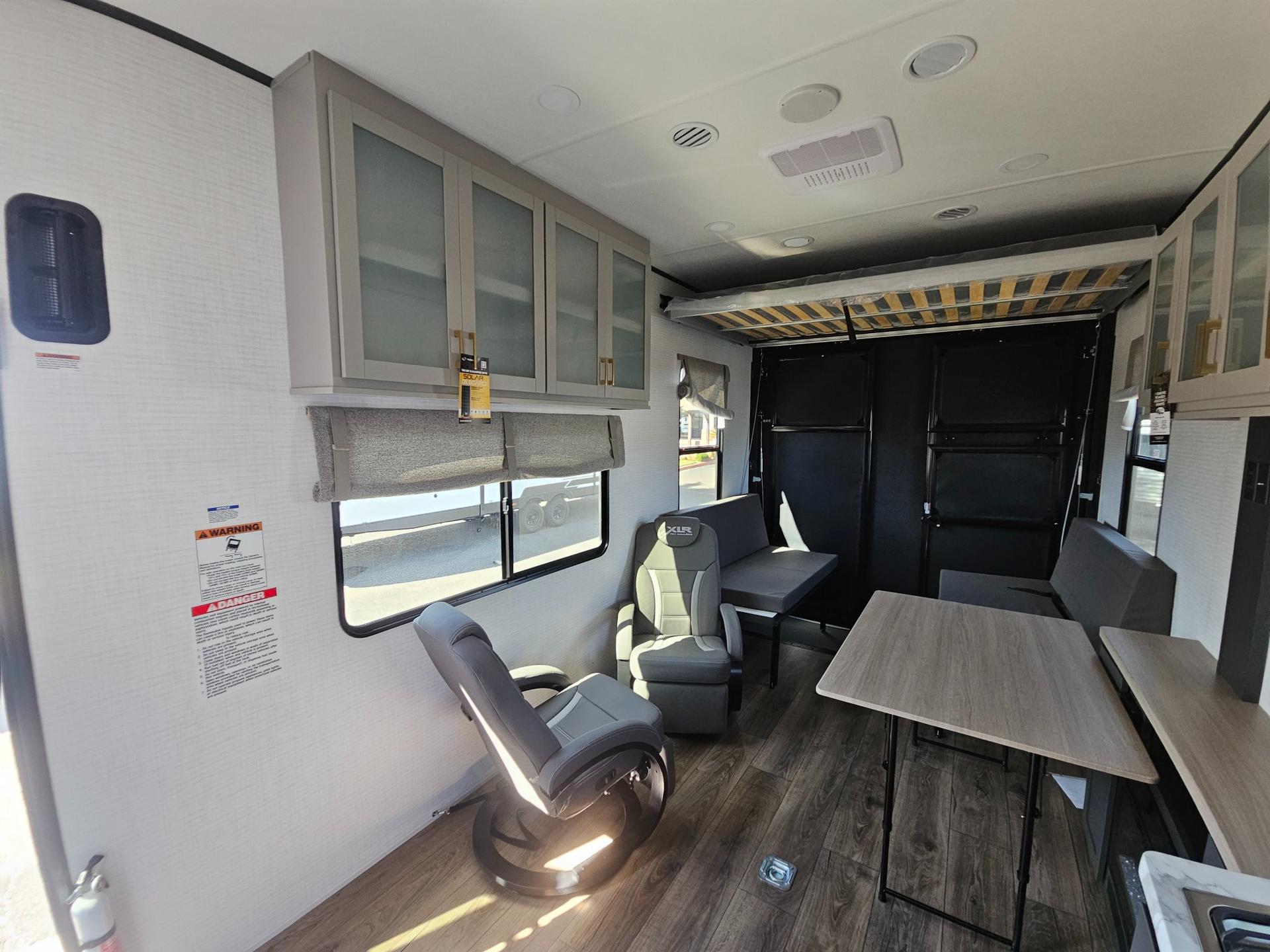 2026 Forest River 2026 Forest River XLR Boost - thumbnail 6