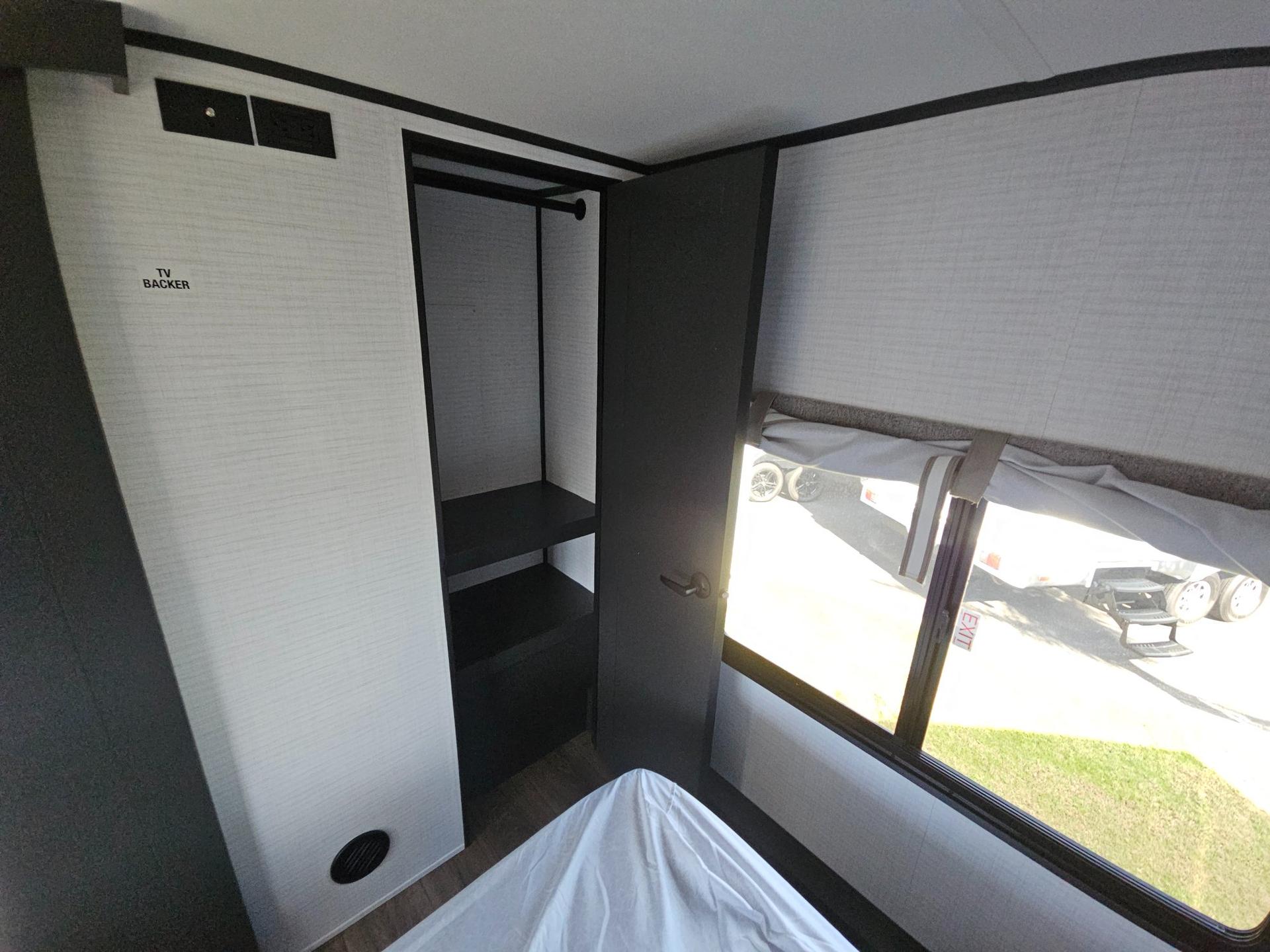 2026 Forest River 2026 Forest River XLR Boost - thumbnail 34