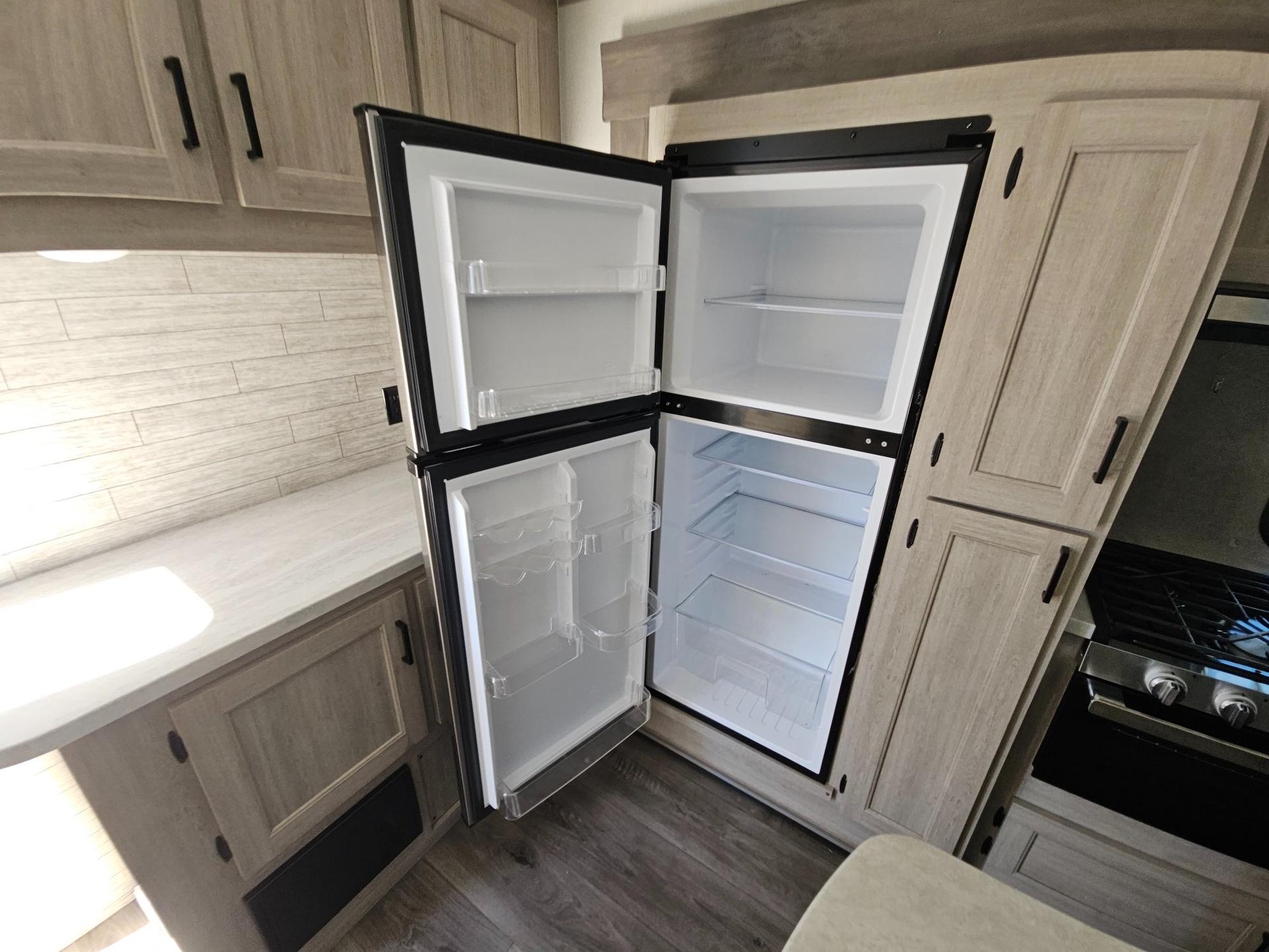 2024 Coachmen 2024 Coachmen Catalina - thumbnail 19