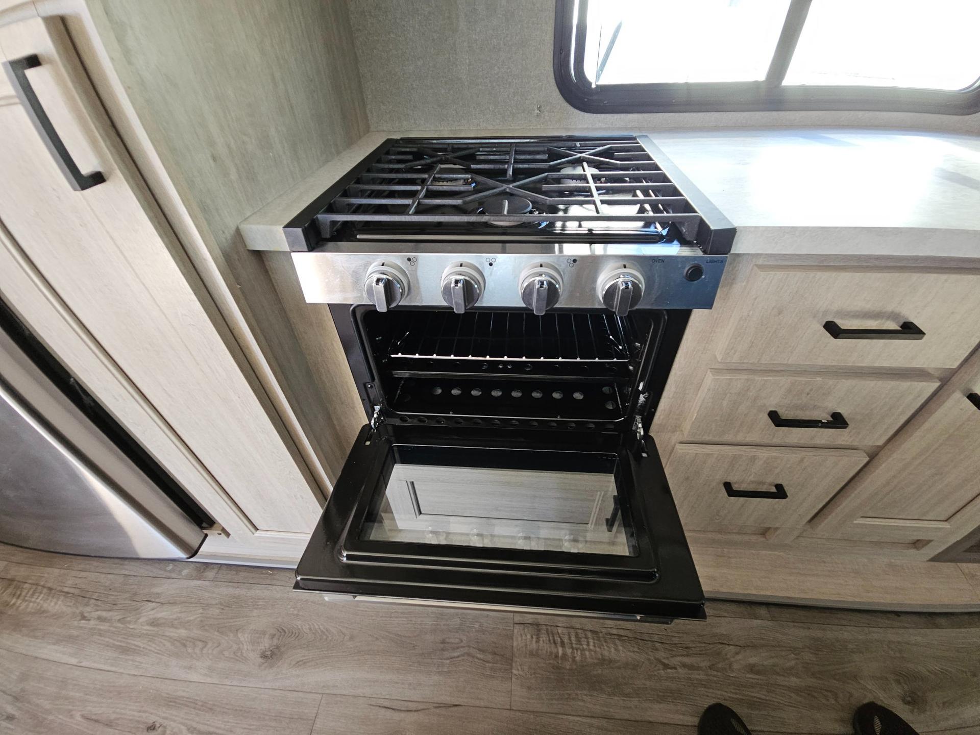 2024 Coachmen 2024 Coachmen Catalina - thumbnail 23