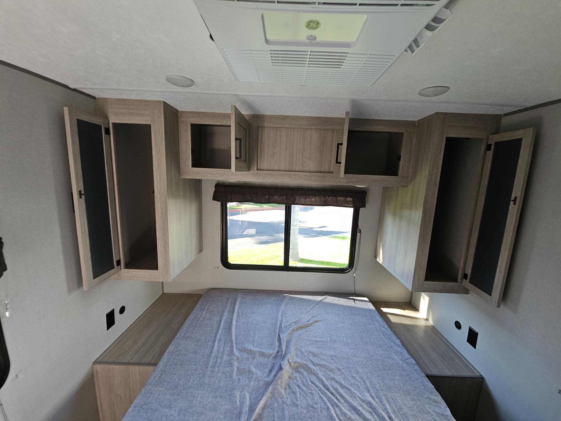 2024 Coachmen 2024 Coachmen Catalina - thumbnail 38