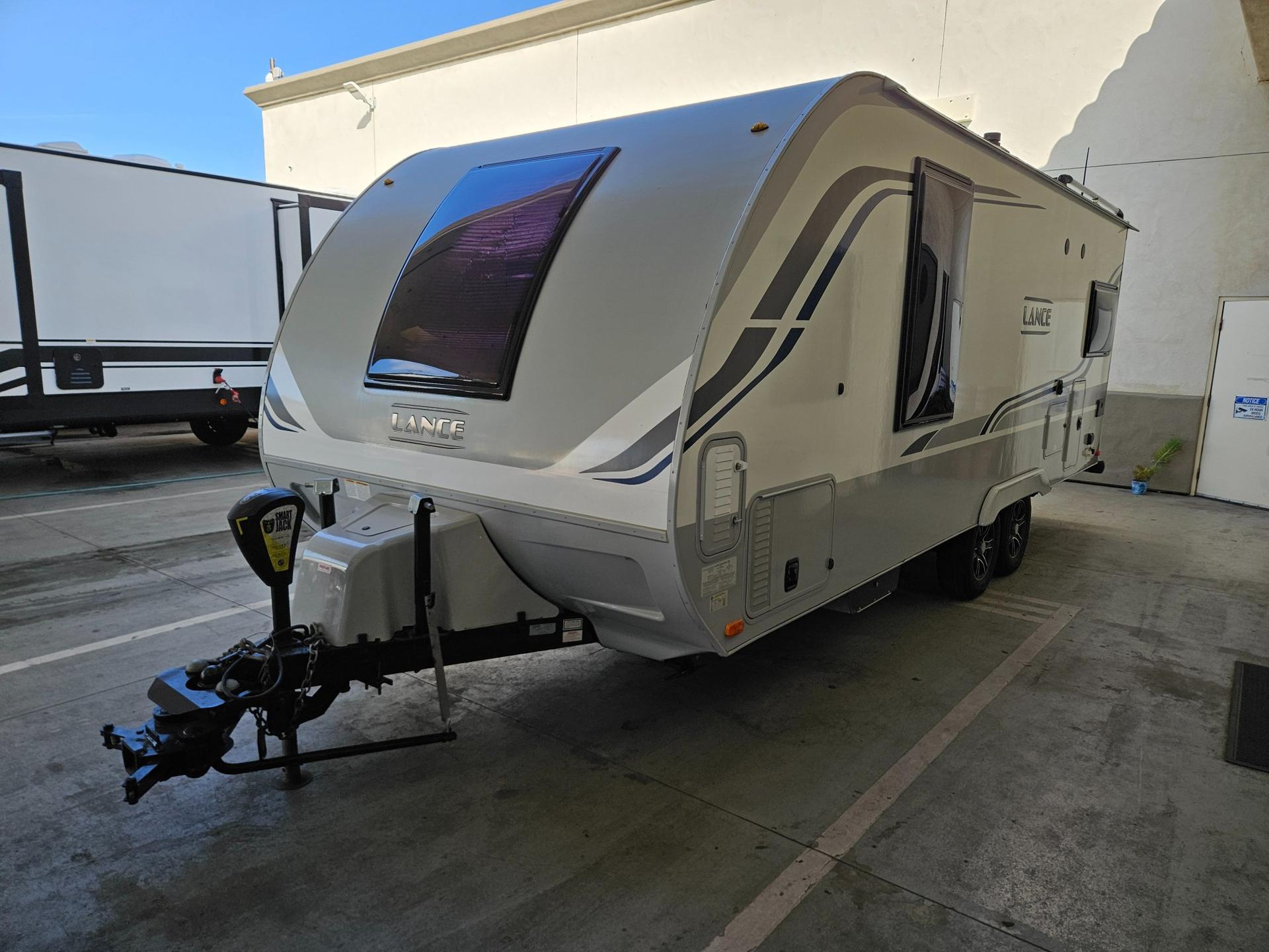 2020 Lance 2020 Lance Lance - thumbnail 4