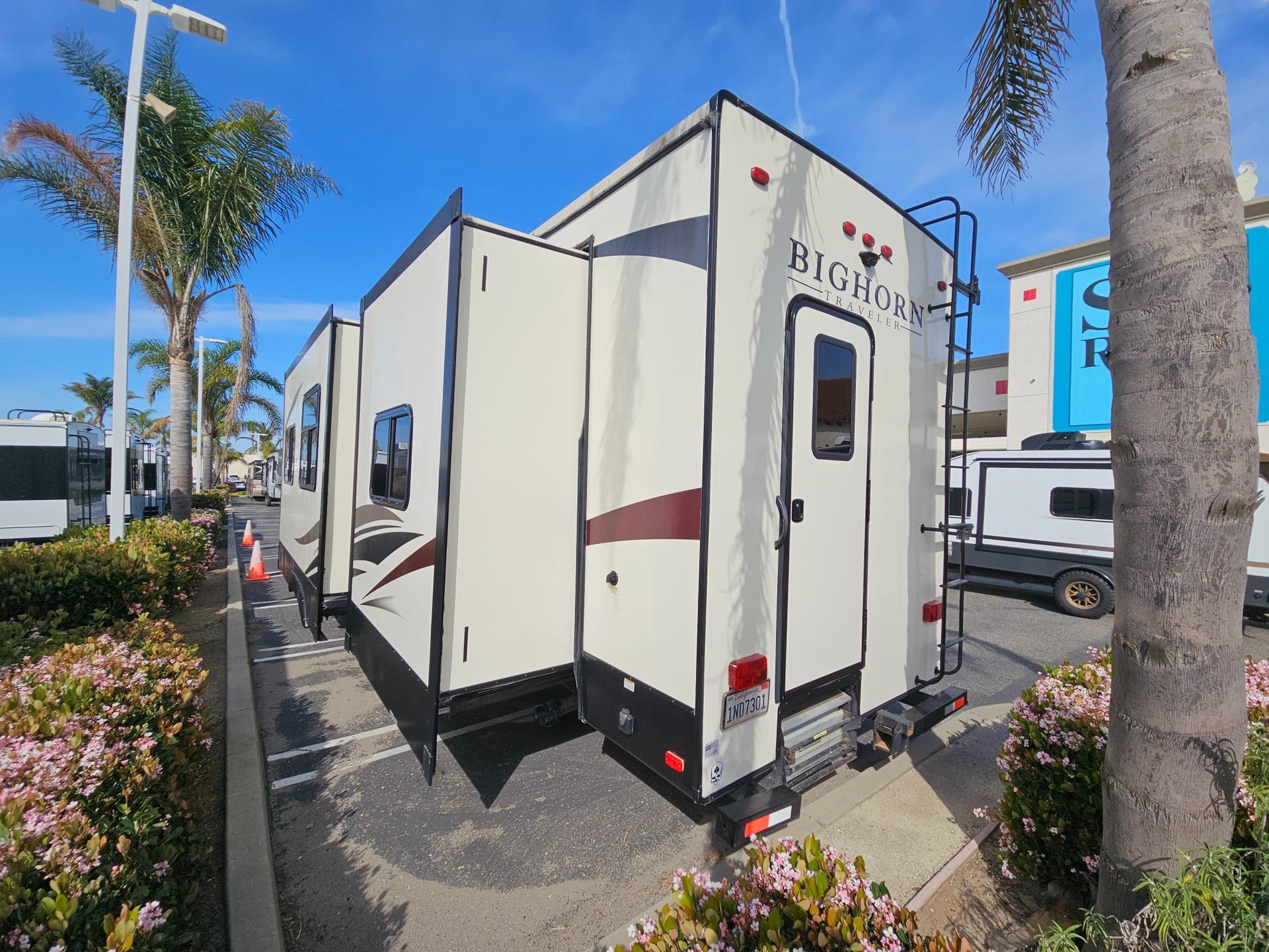 2019 Heartland 2019 Heartland Bighorn - thumbnail 3