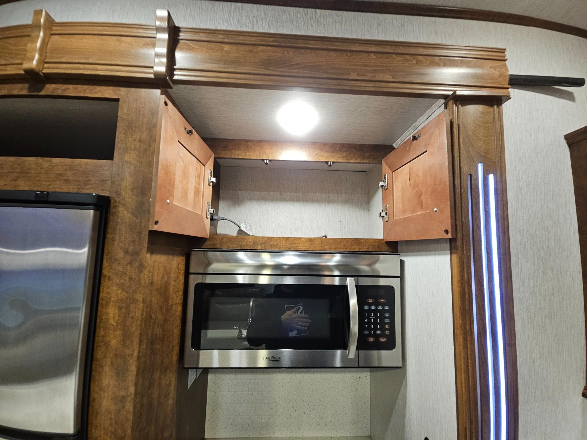 2019 Heartland 2019 Heartland Bighorn - thumbnail 9