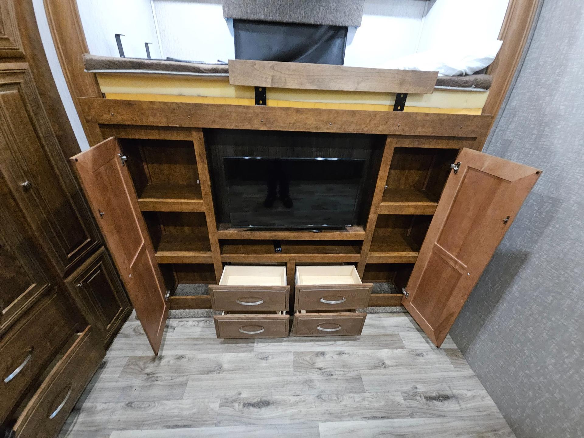 2019 Heartland 2019 Heartland Bighorn - thumbnail 23