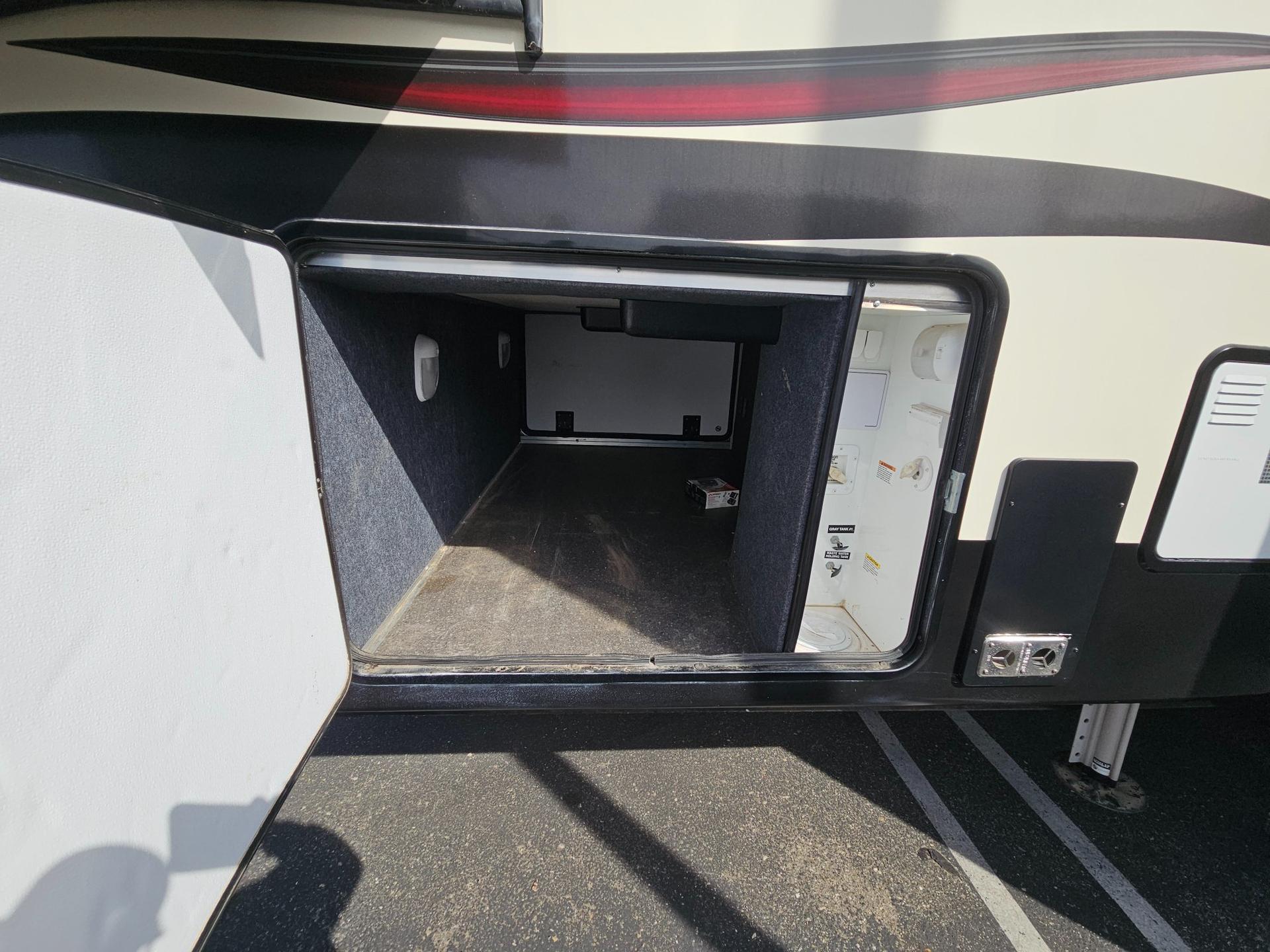 2019 Heartland 2019 Heartland Bighorn - thumbnail 48