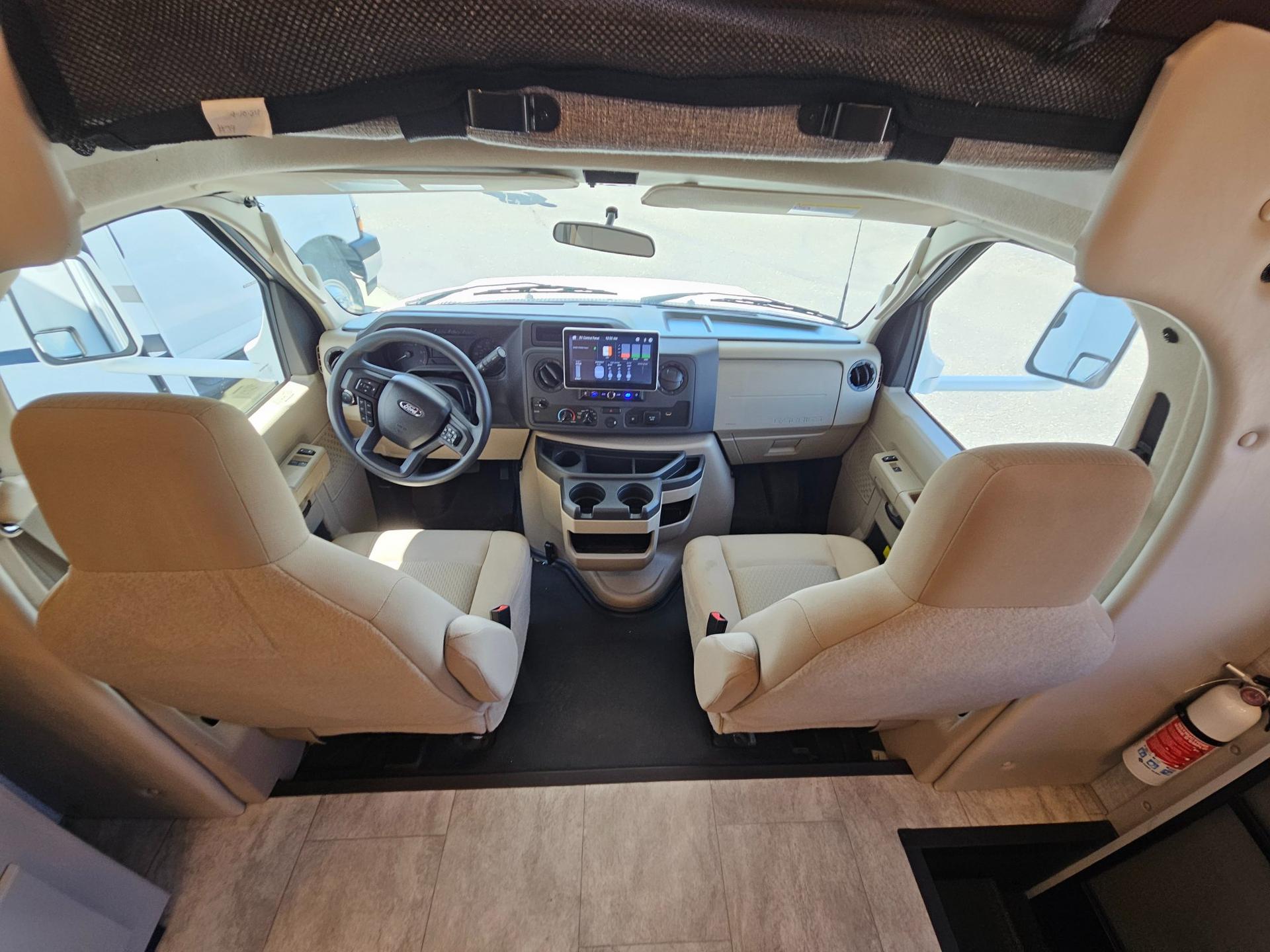 2025 Thor Motor Coach 2025 Thor Motor Coach Quantum - thumbnail 29