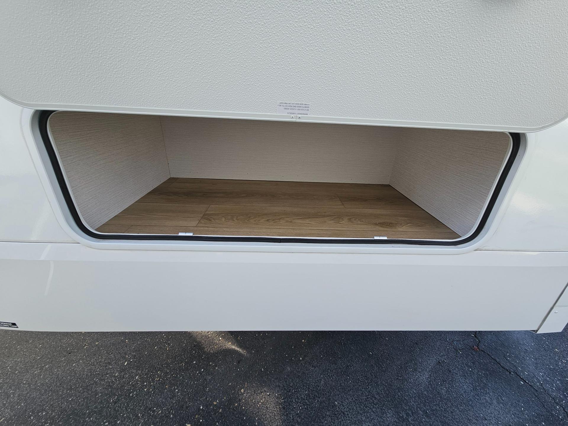 2026 Winnebago 2026 Winnebago Thrive - thumbnail 47