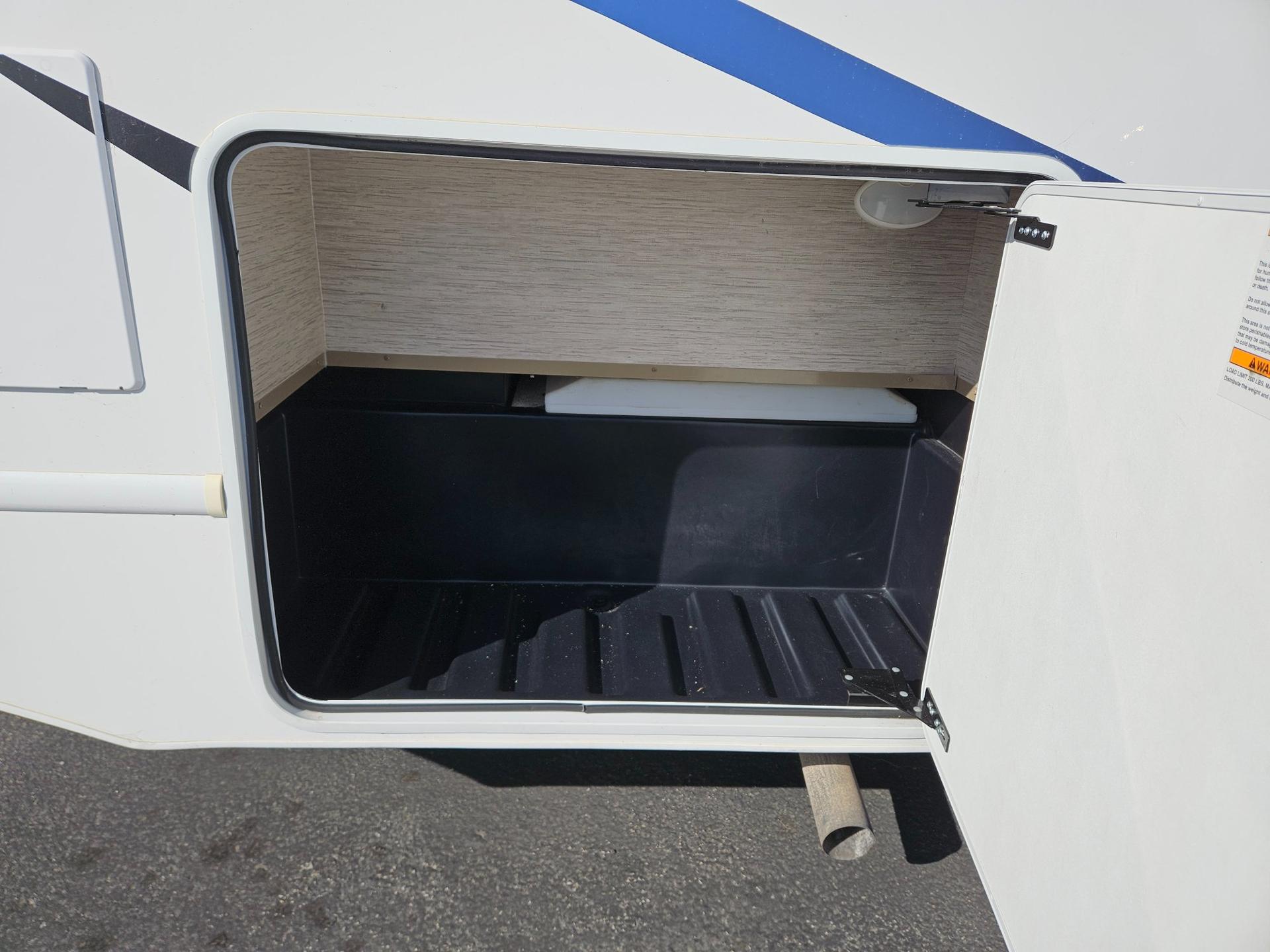 2021 Thor Motor Coach 2021 Thor Motor Coach Four Winds - thumbnail 44