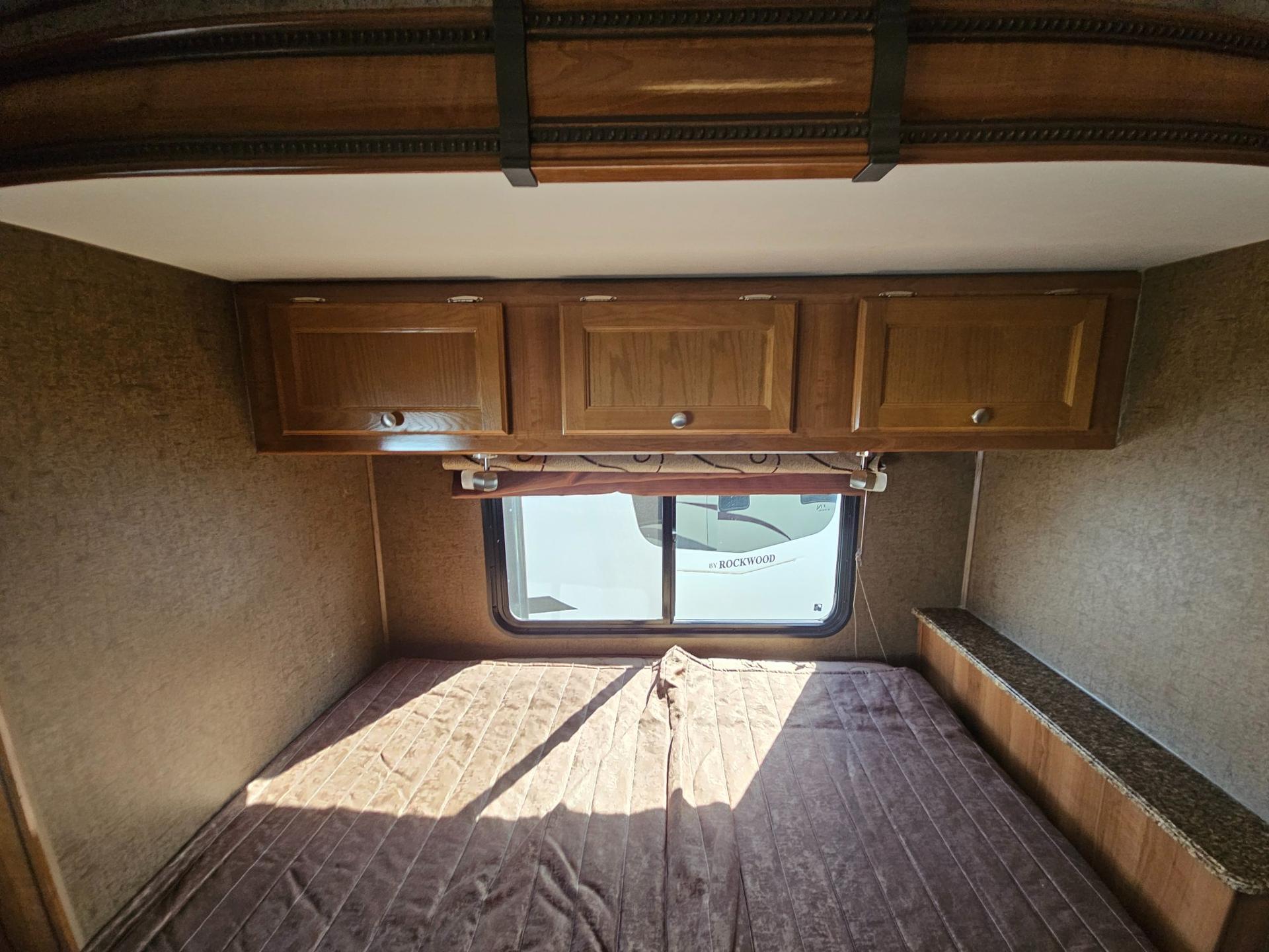 2018 Coachmen 2018 Coachmen Leprechaun - thumbnail 24