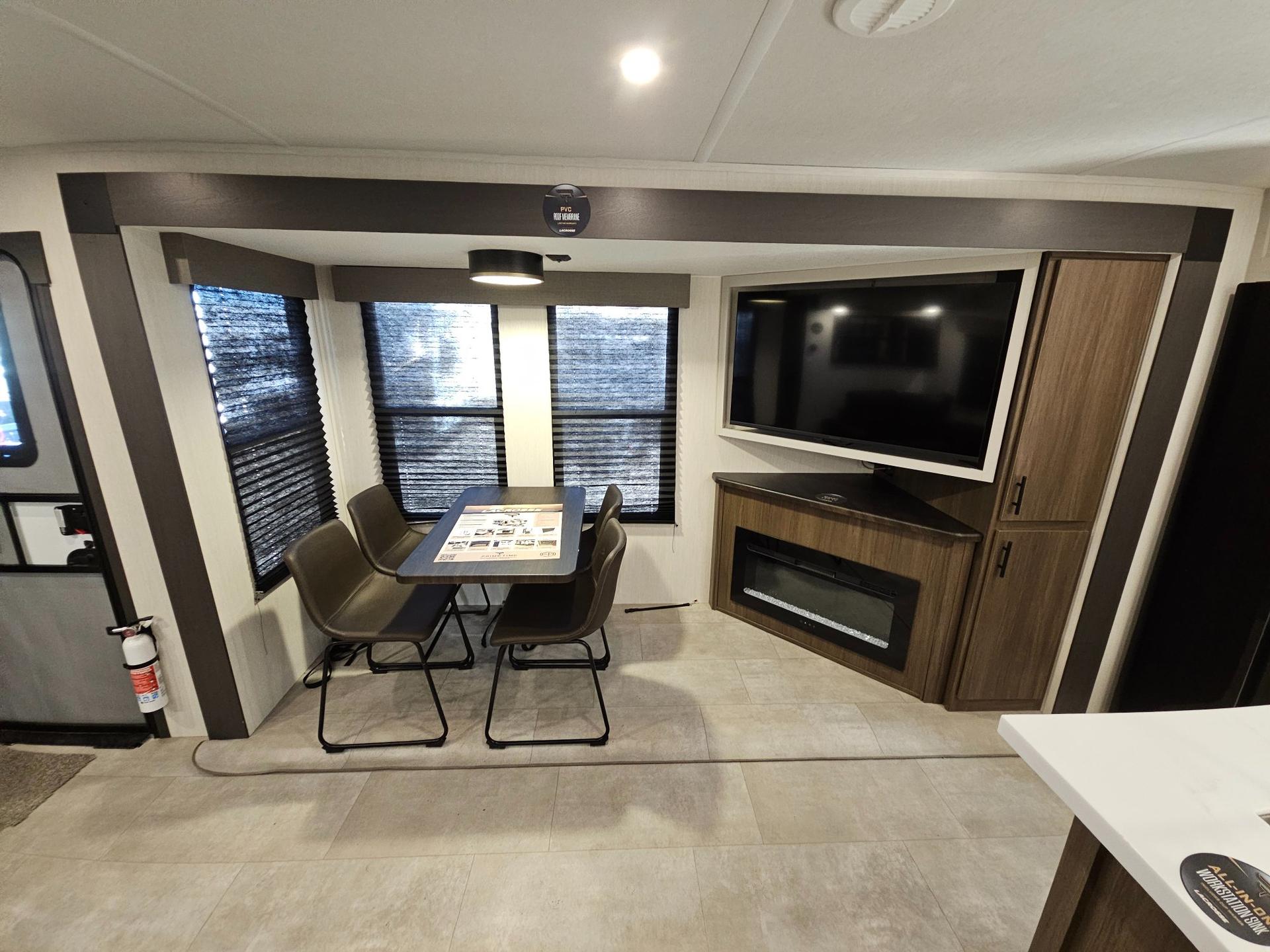 2026 Forest River 2026 Forest River LaCrosse - thumbnail 8