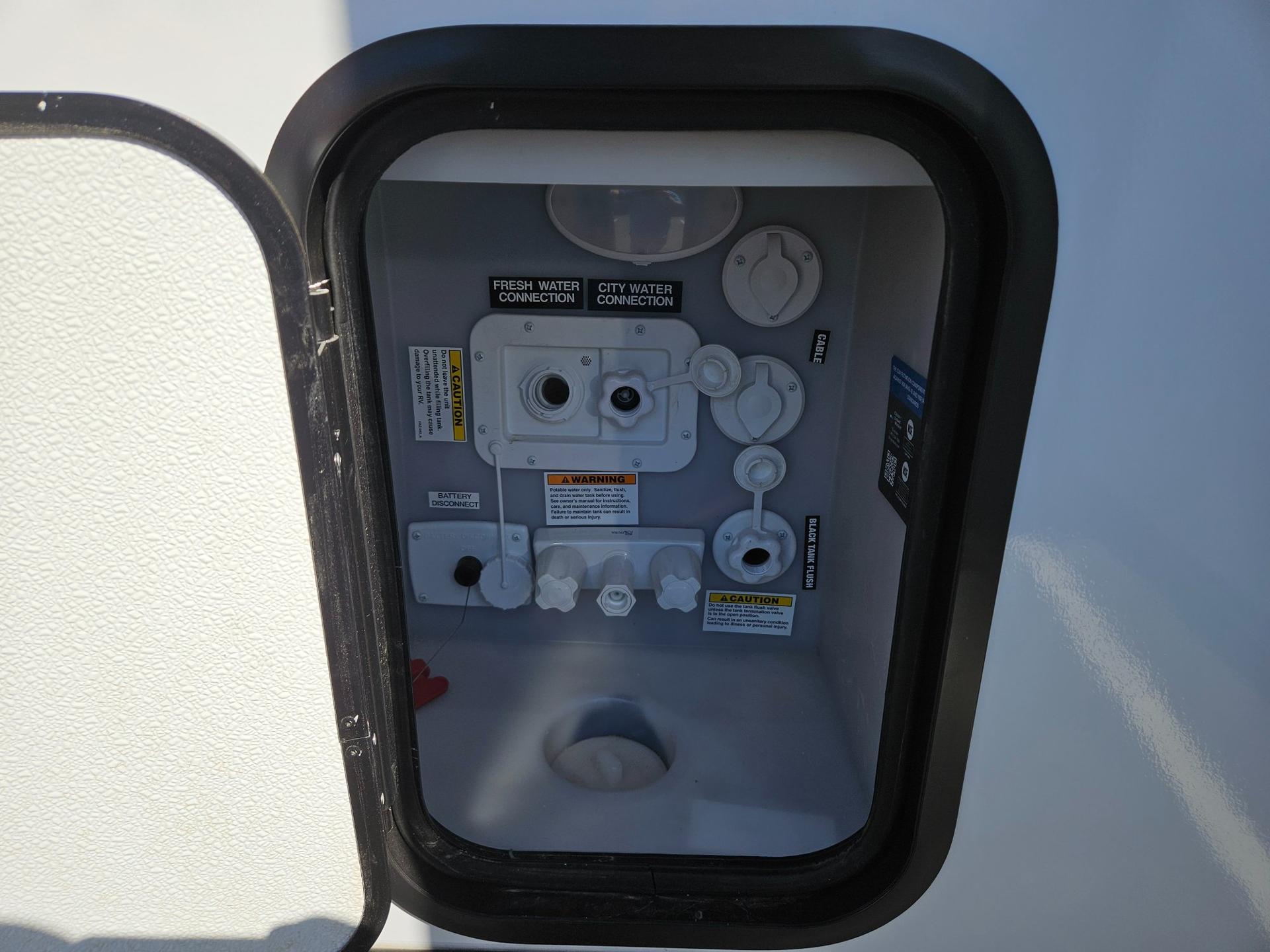 2026 Forest River 2026 Forest River LaCrosse - thumbnail 44