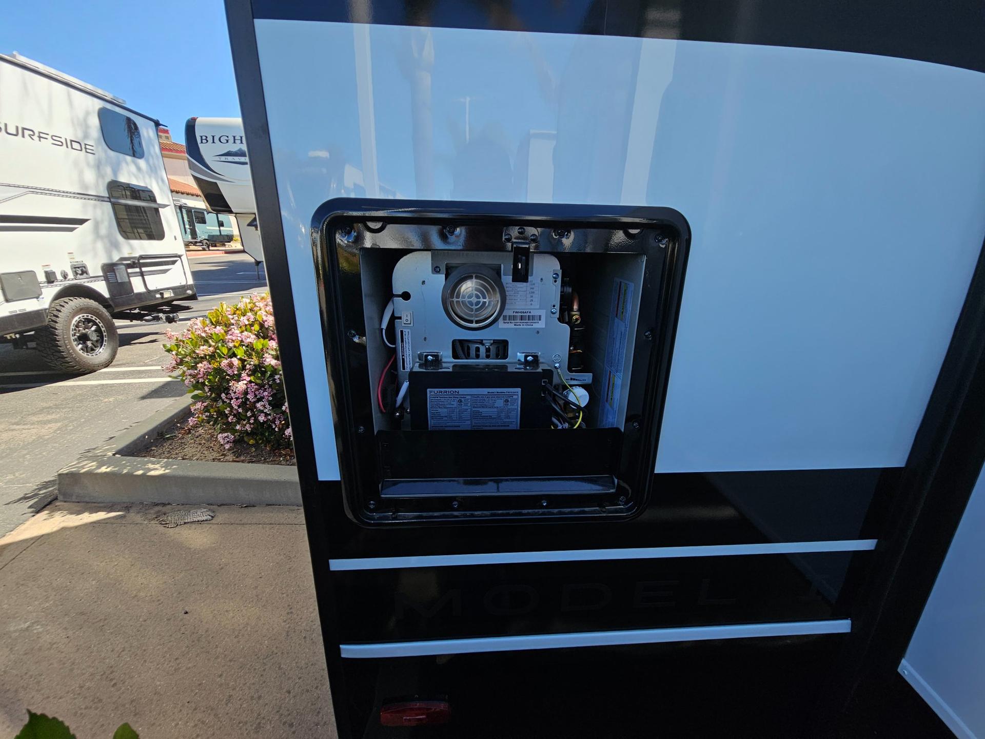 2026 Brinkley RV 2026 Brinkley RV Model I - thumbnail 13