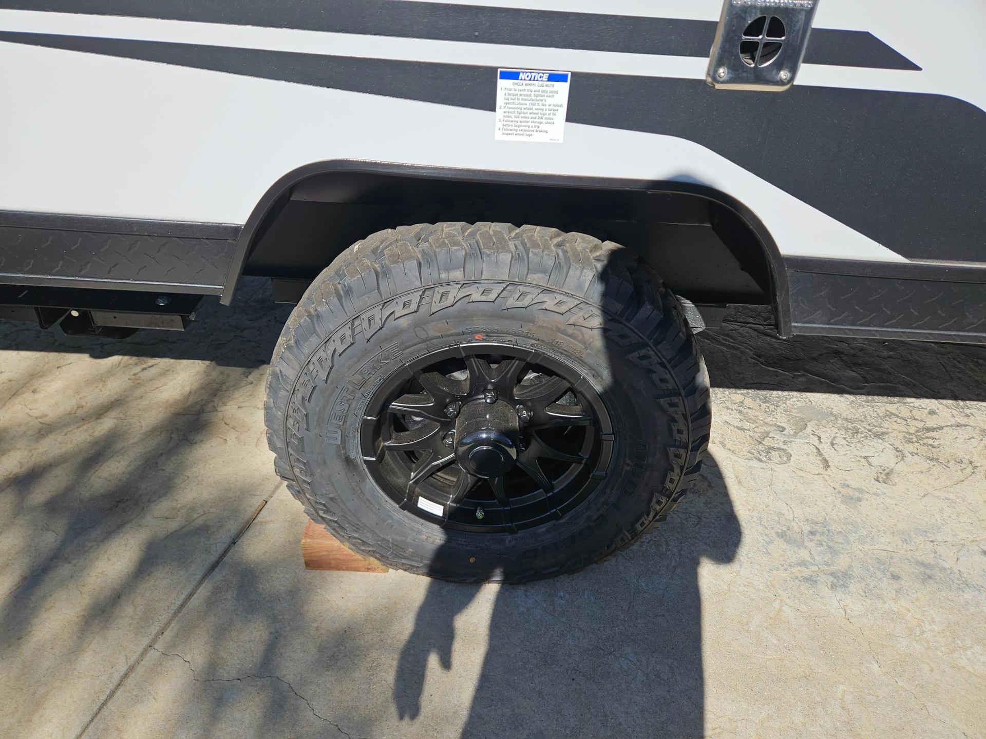 2026 Forest River RV 2026 Forest River RV Cherokee Wolf Pup Black Label - thumbnail 37