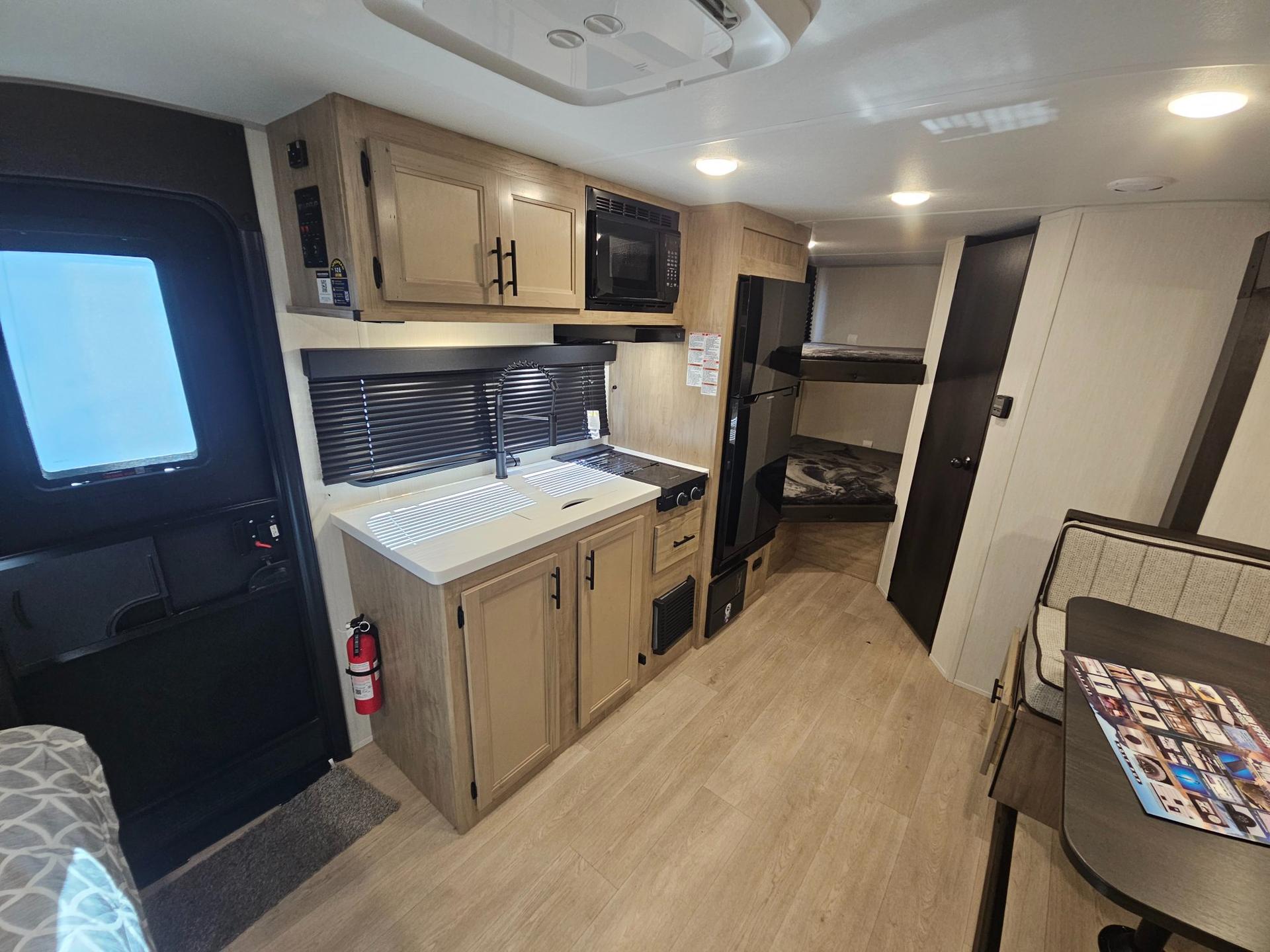 2026 Forest River RV 2026 Forest River RV Cherokee Wolf Pup Black Label - thumbnail 7