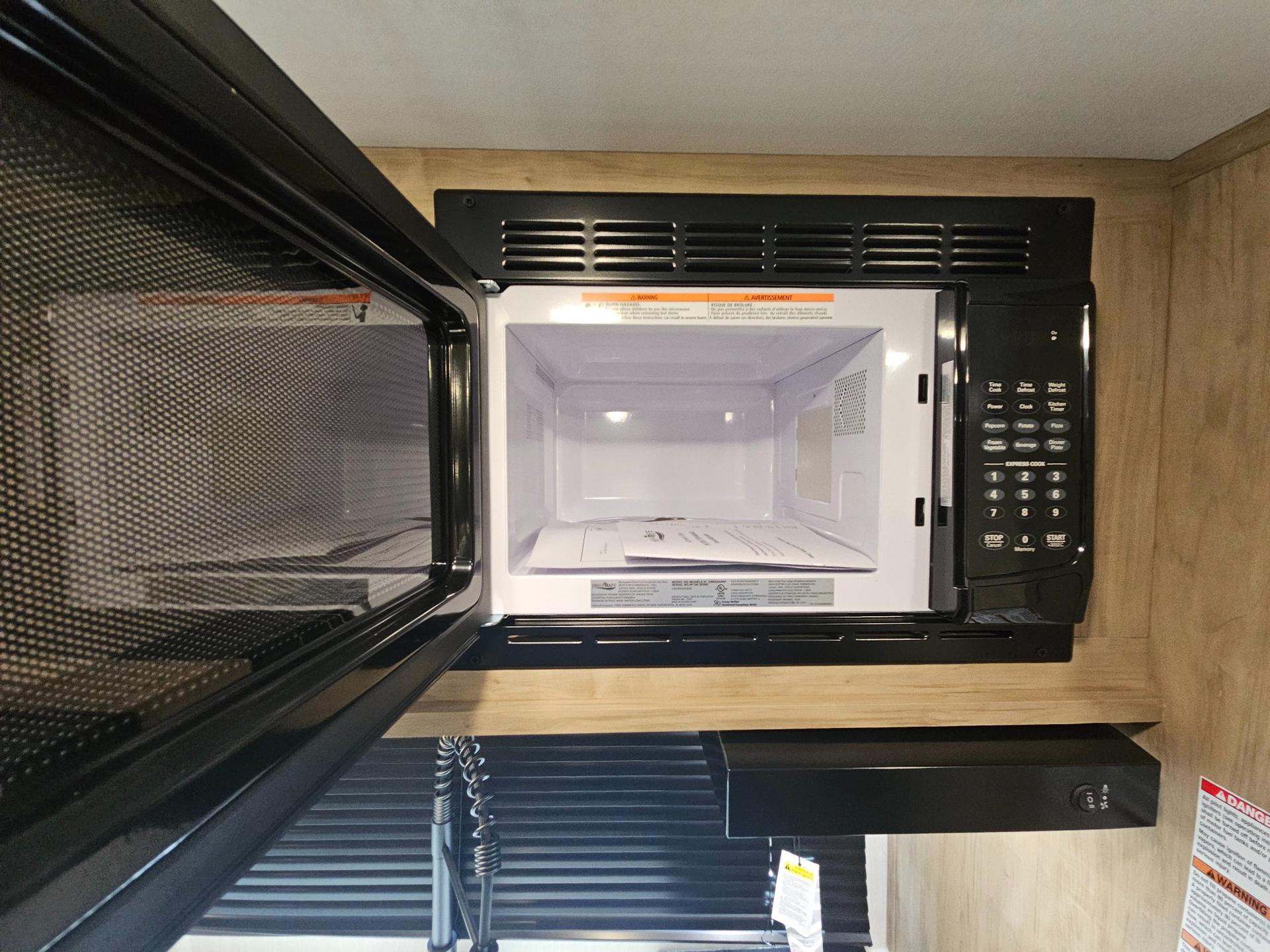 2026 Forest River RV 2026 Forest River RV Cherokee Wolf Pup Black Label - thumbnail 13