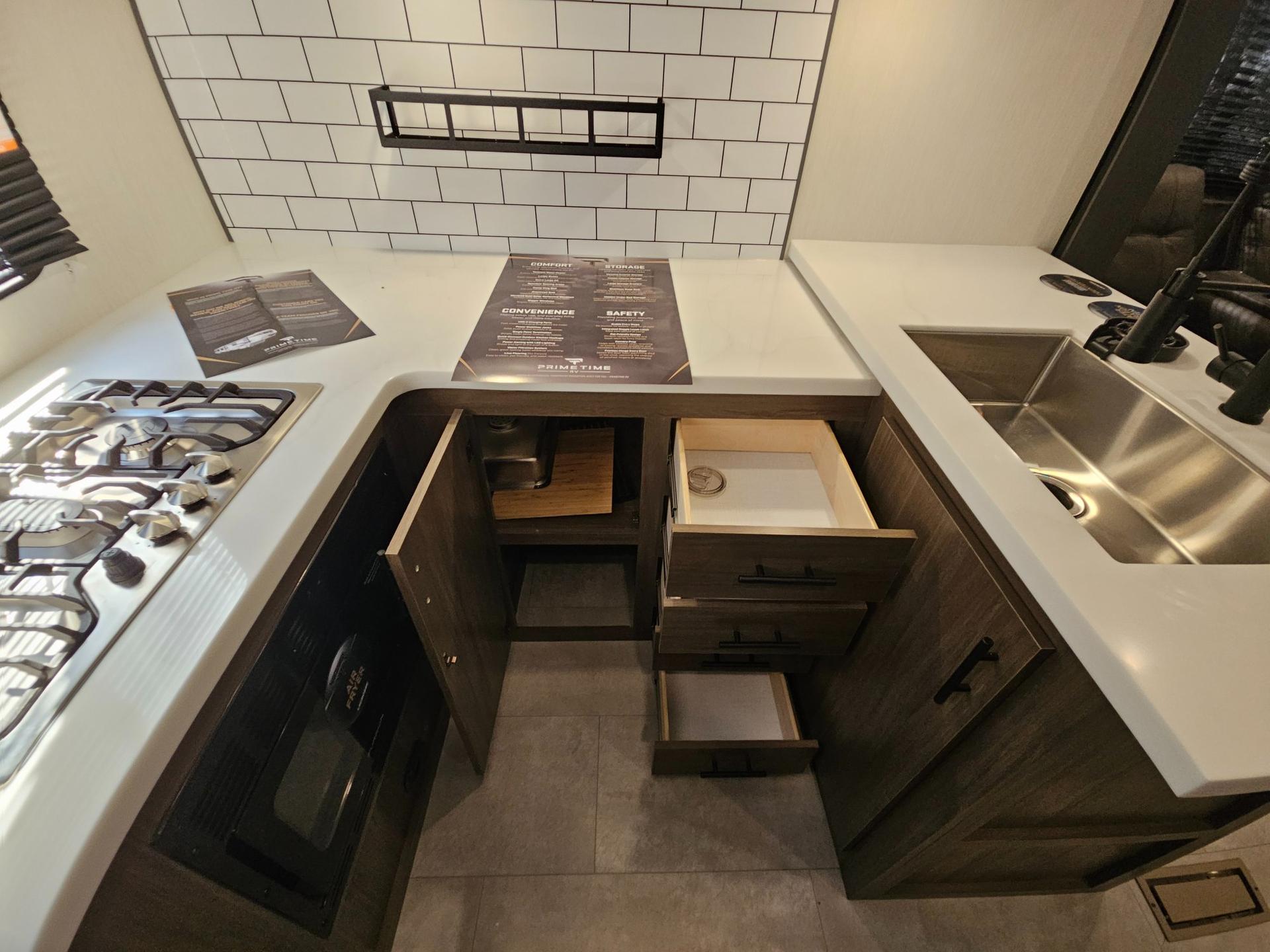 2026 Prime Time RV 2026 Prime Time RV LaCrosse - thumbnail 18