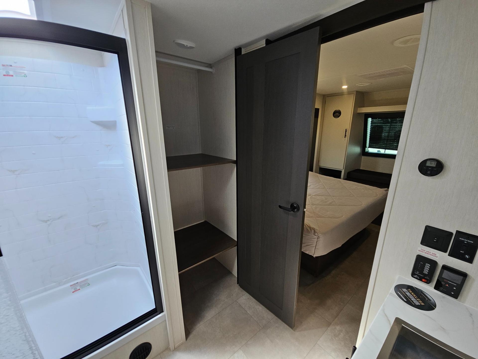 2026 Prime Time RV 2026 Prime Time RV LaCrosse - thumbnail 27