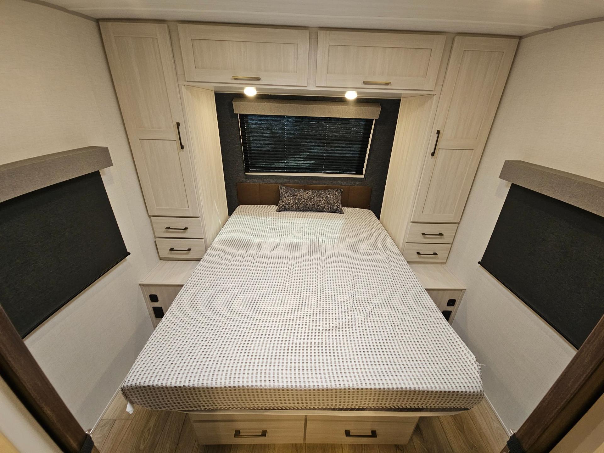 2026 Forest River 2026 Forest River Surveyor Legend - thumbnail 28