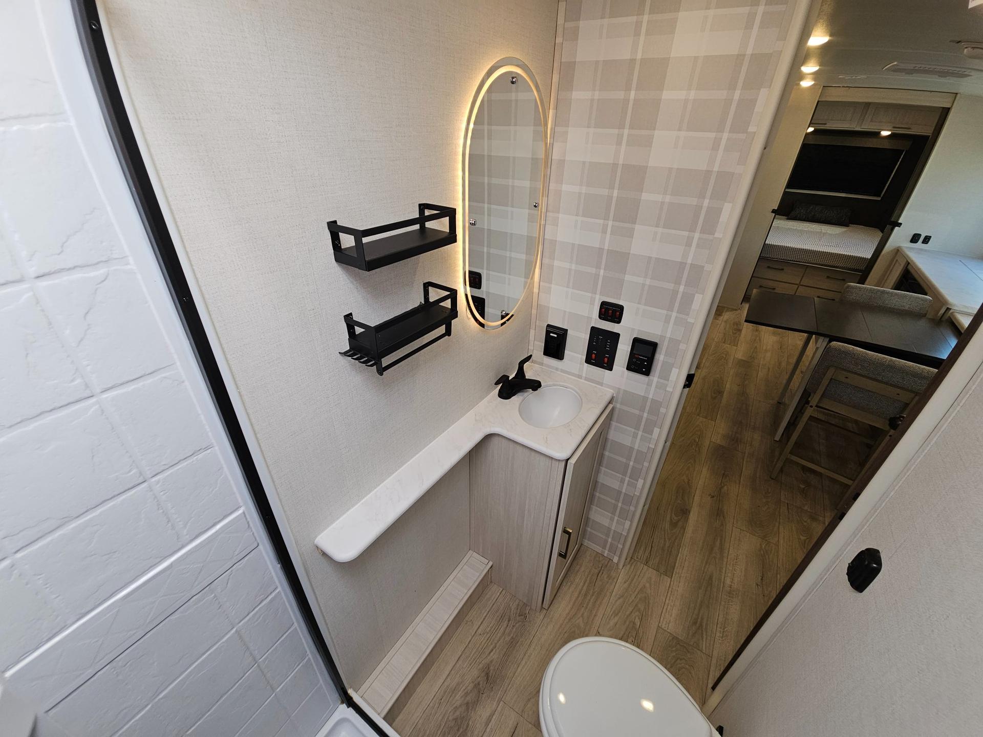 2026 Forest River 2026 Forest River Surveyor Legend - thumbnail 32